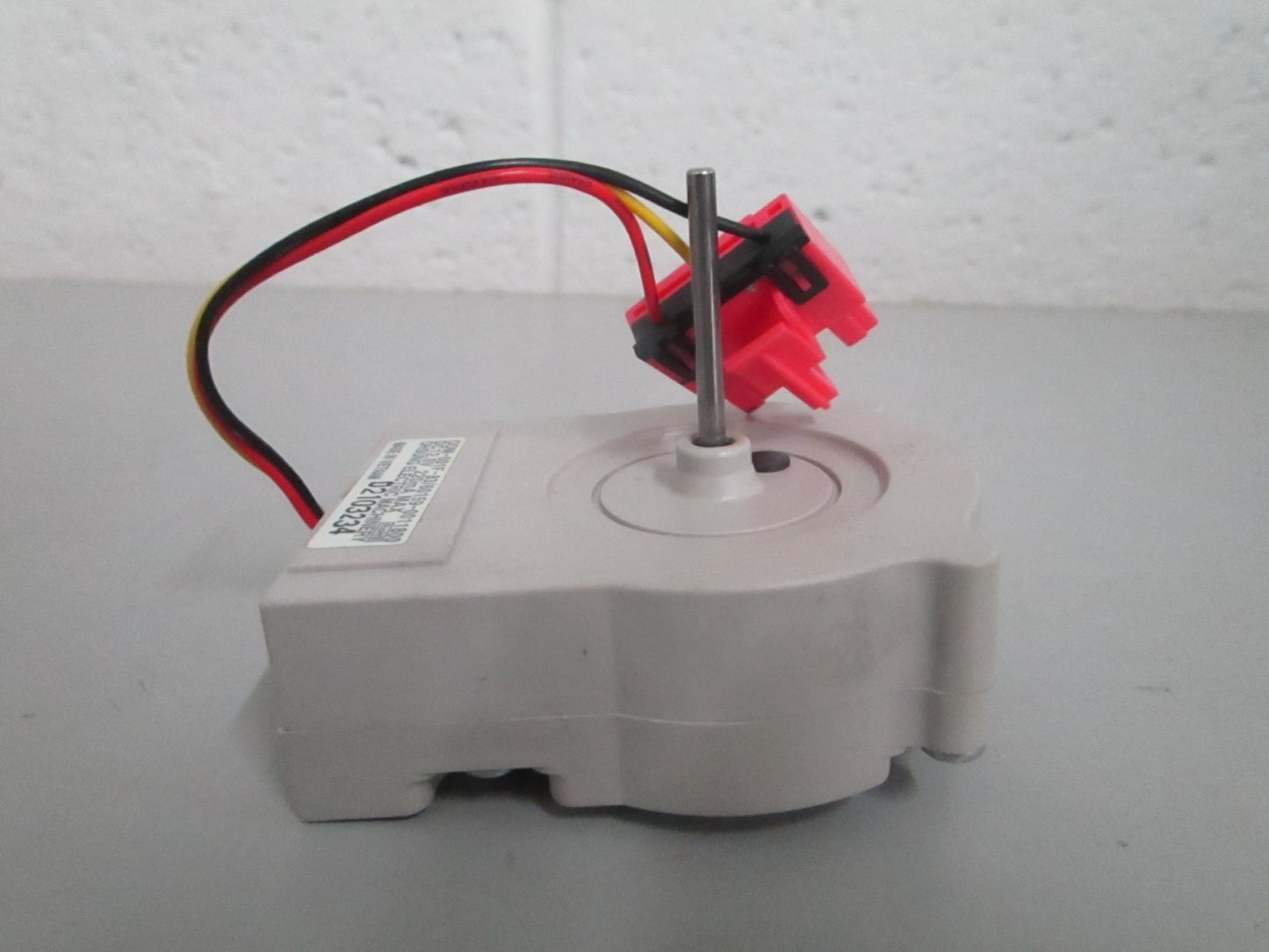 NEW OEM 60159-0012000 Kenmore Fan Motor 0820