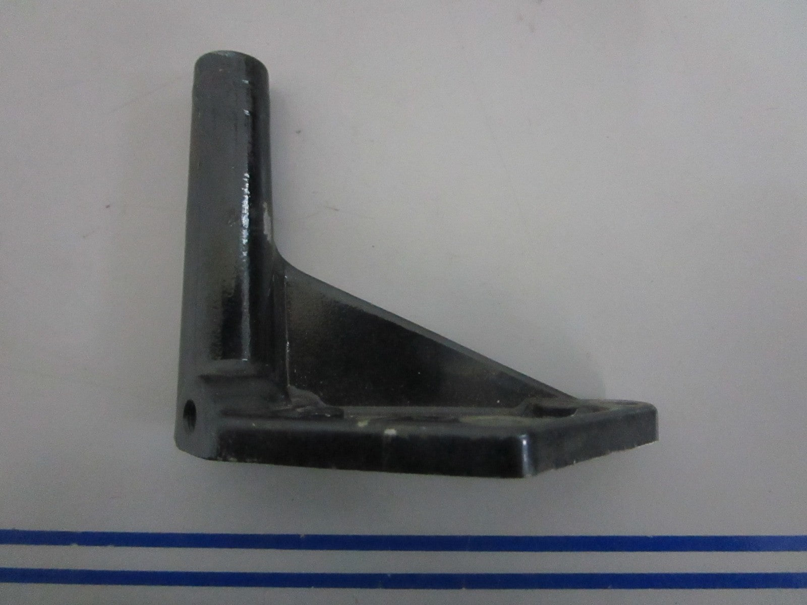 NEW OEM 42114 Mercury Quicksilver Support Bracket 0820