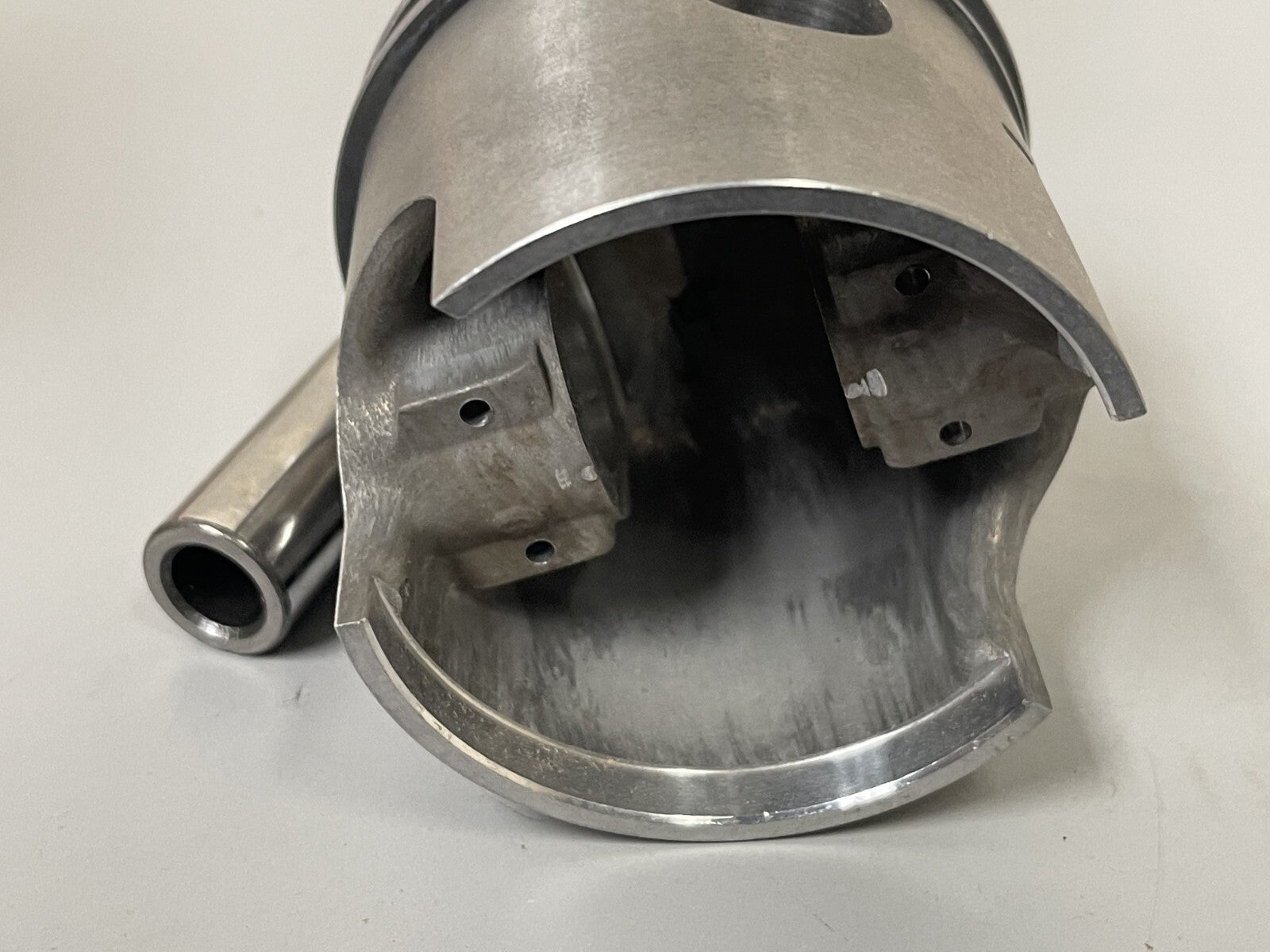 *NEW OEM* 0670 Mercury Quicksilver Piston Assembly .015 765-7042A2 765 7042A2
