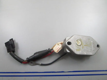 *NEW OEM* 0810 OMC Johnson Evinrude Voltage Regulator 581307 0581307