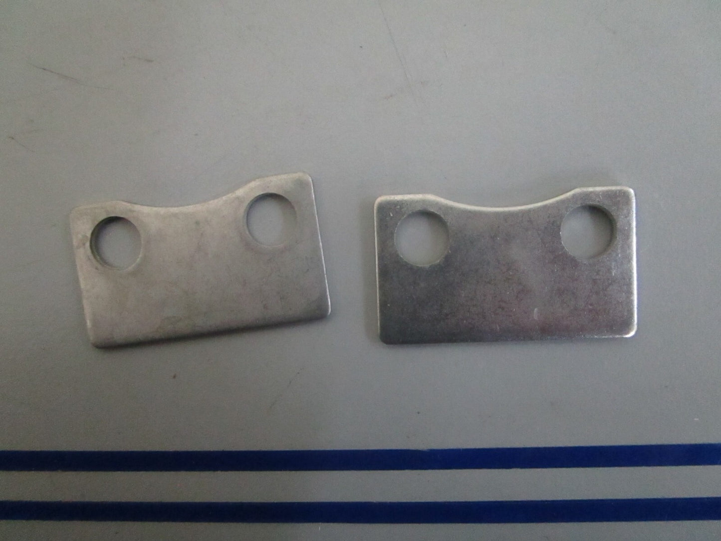 *NEW OEM* (LOT OF 2) 0820 Mercury Quicksilver Plate 85060