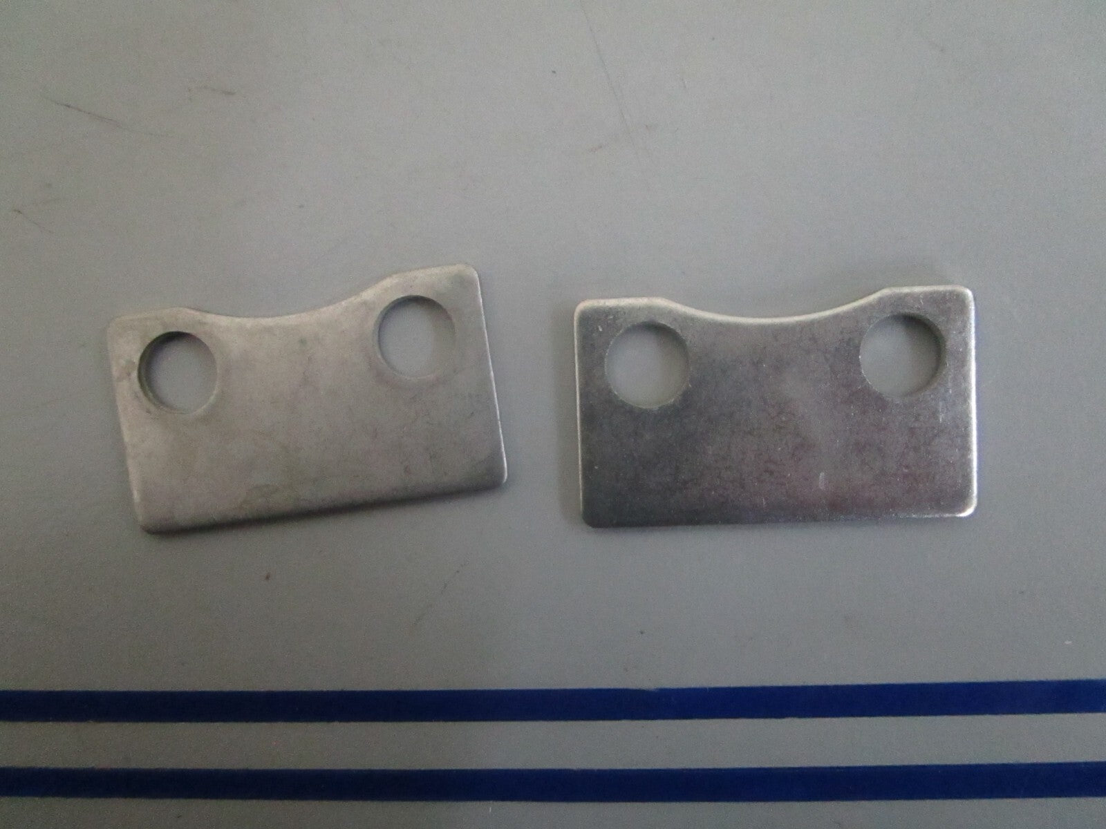 *NEW OEM* (LOT OF 2) 0820 Mercury Quicksilver Plate 85060