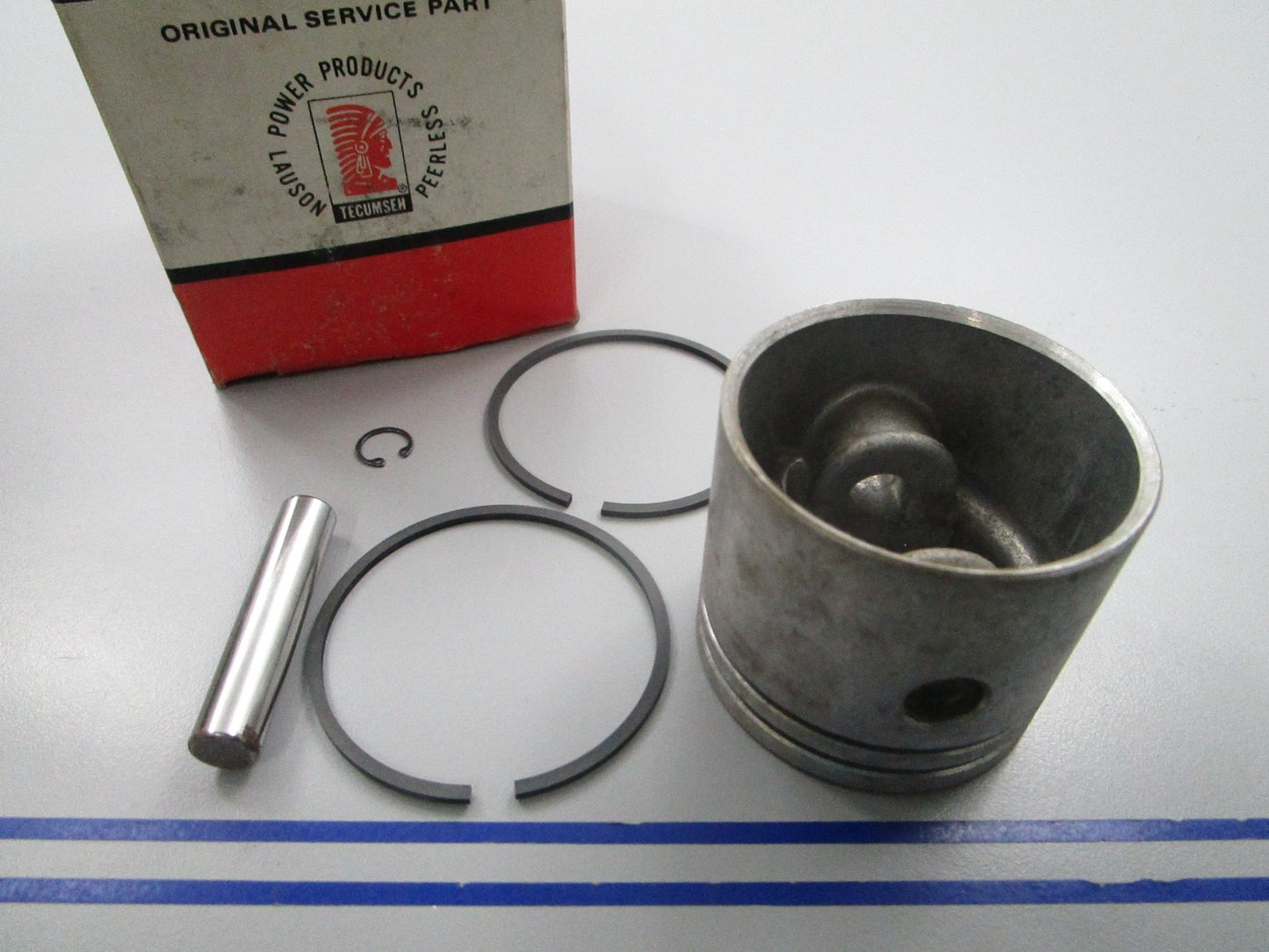 NEW OEM 310258 Tecumseh Piston Kit 0810