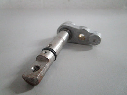 NEW OEM 379240 0379240 OMC Johnson Evinrude Shaft & Arm Assy 0820