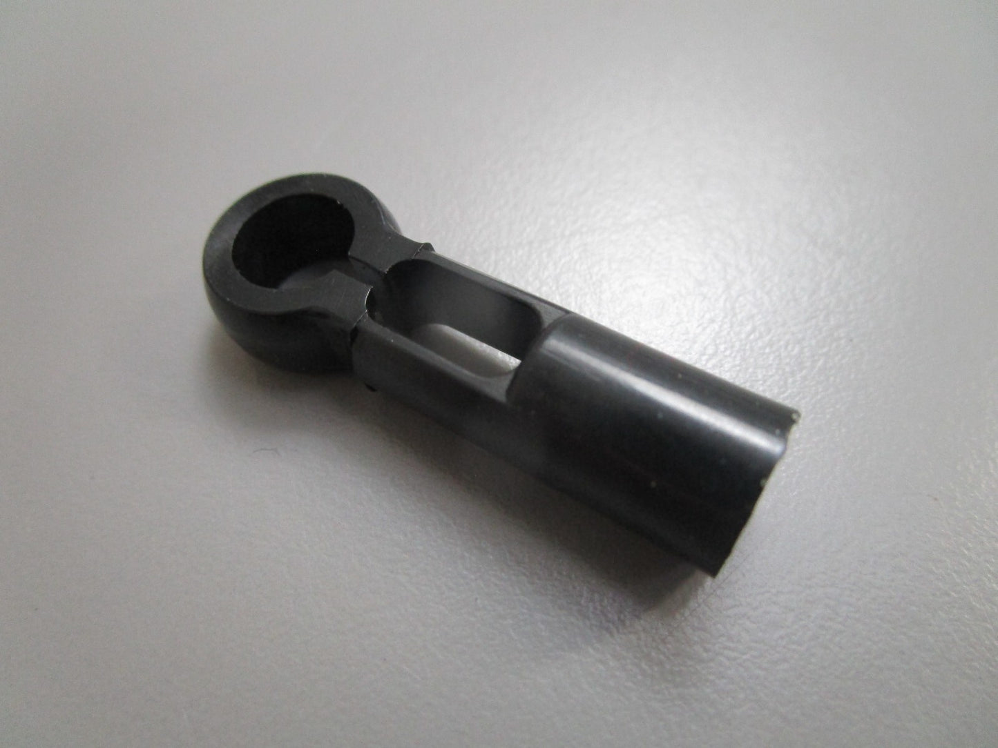 *NEW OEM* 0810 Suzuki Cable Connector 67466-95200