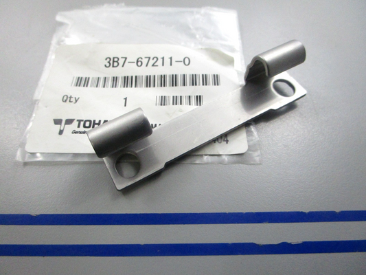 NEW OEM 3B7-67211-0 3B7672110 Tohatsu Hinge Filler Lid 0810