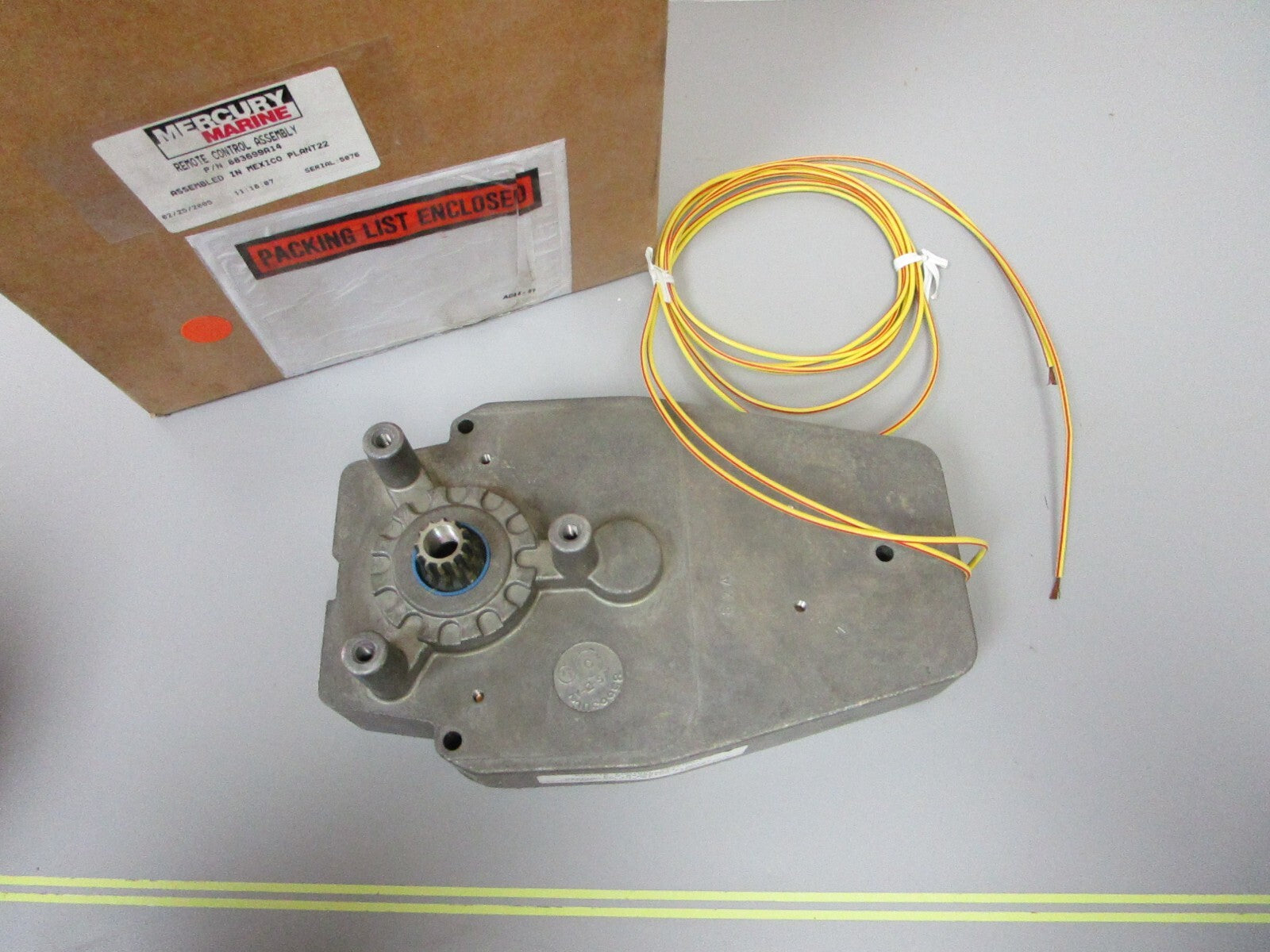 *NEW OEM* 0720 Mercury Quicksilver Remote Control Box Assembly 883699A14