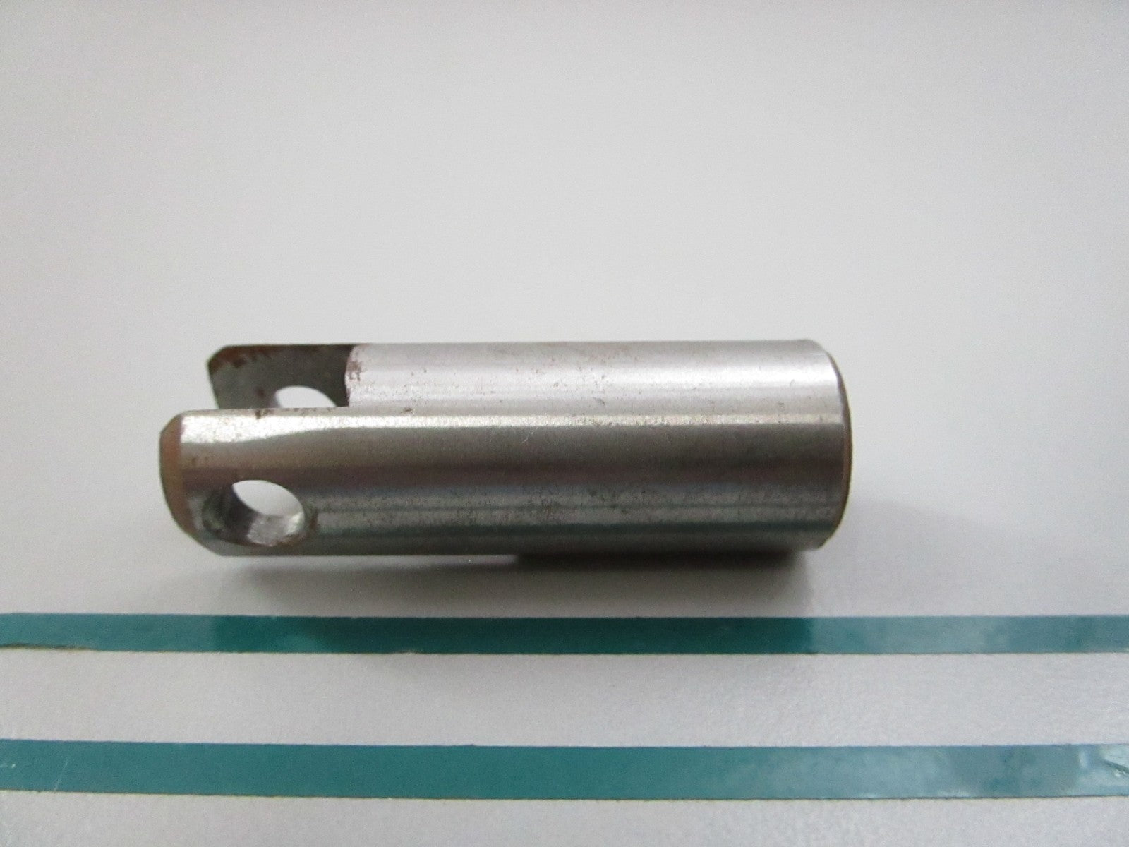 NEW OEM 25141-87E01 Suzuki Shifter Shaft 0810