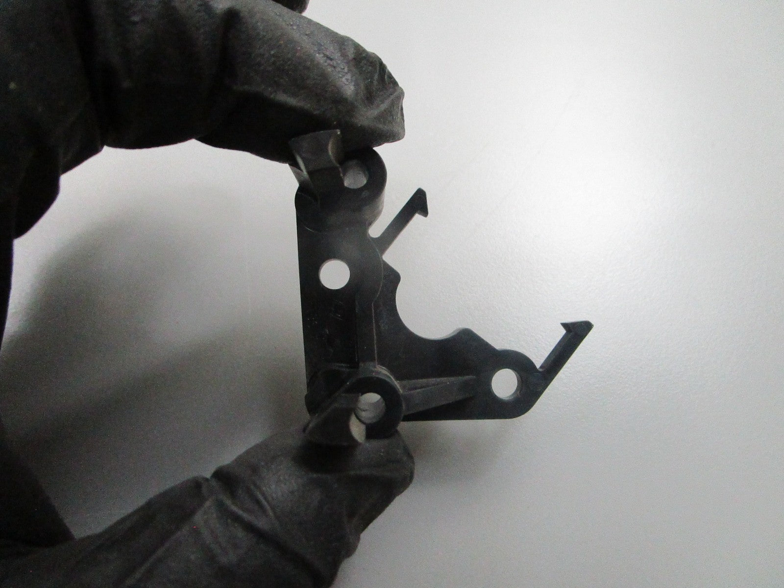 *NEW OEM* 0810 OMC Johnson Evinrude Throttle Sensor Retainer 343086 0343086