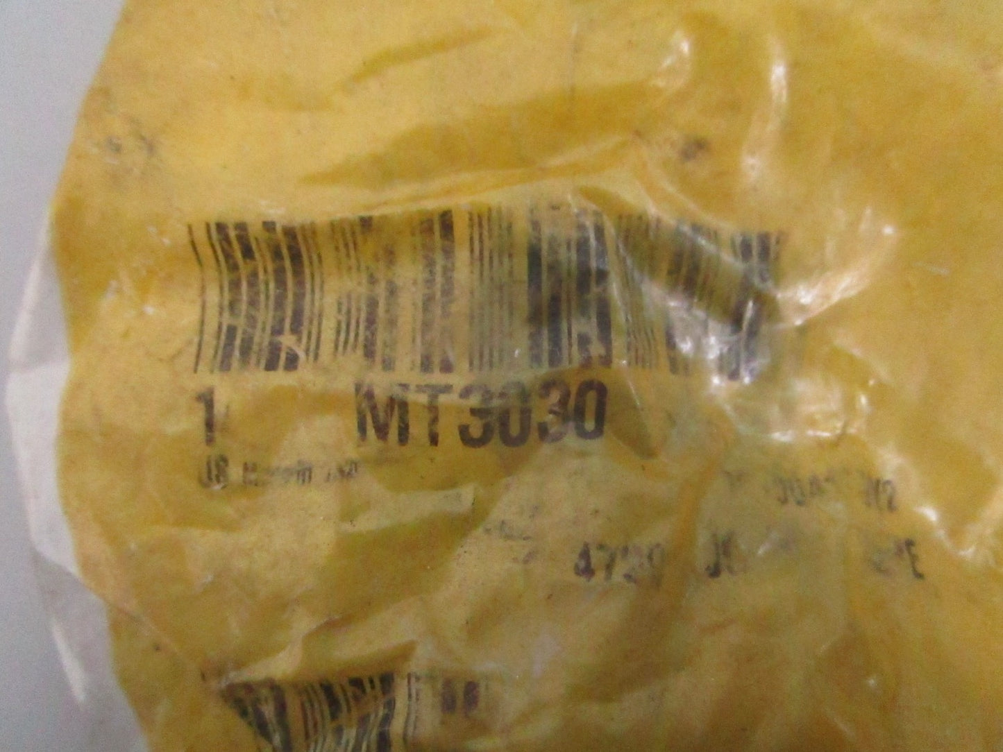 NEW OEM (LOT OF 2) MT3030 John Deere Bushing 0820