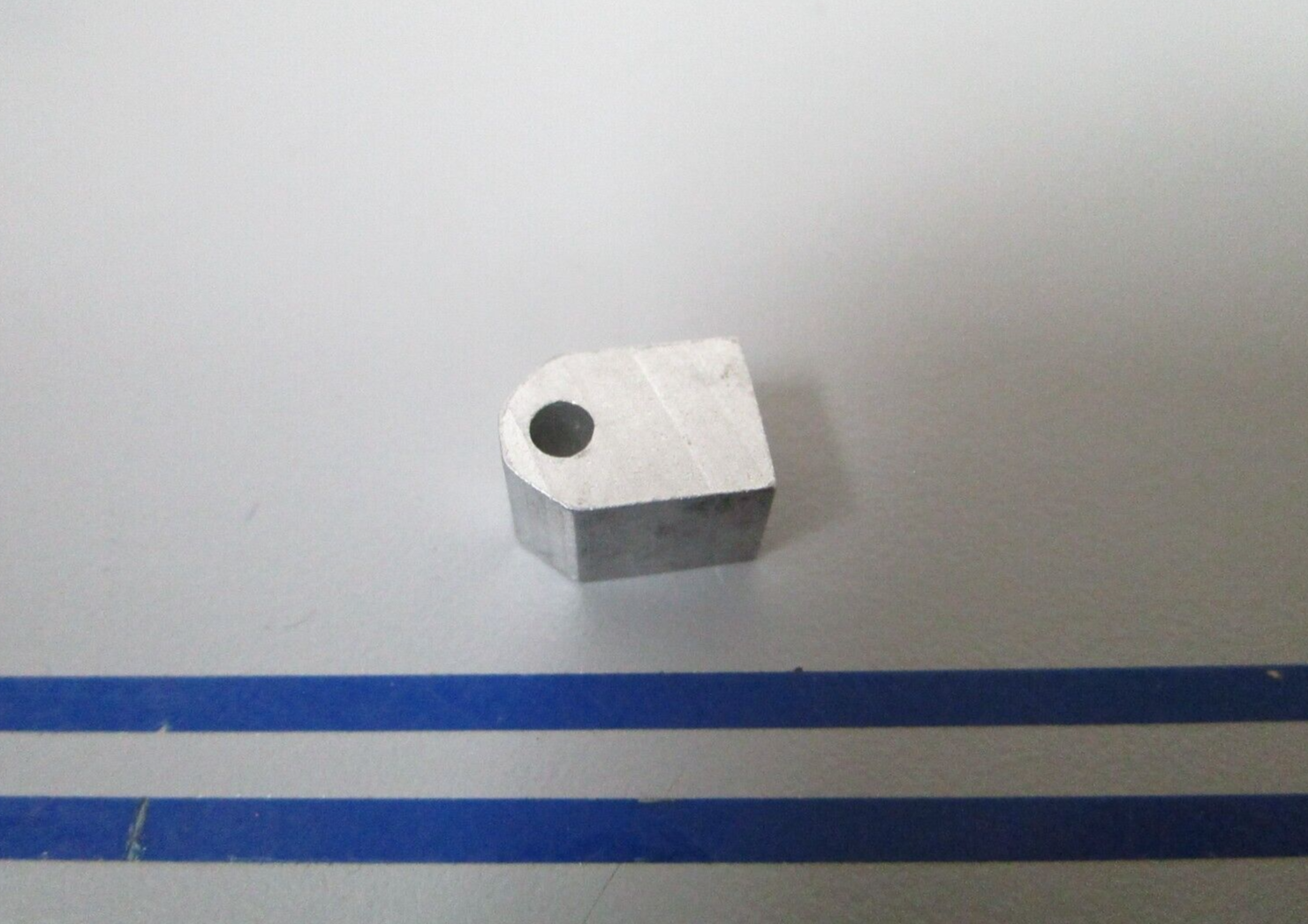 *NEW OEM* 0810 OMC Johnson Evinrude Swivel 316140 0316140