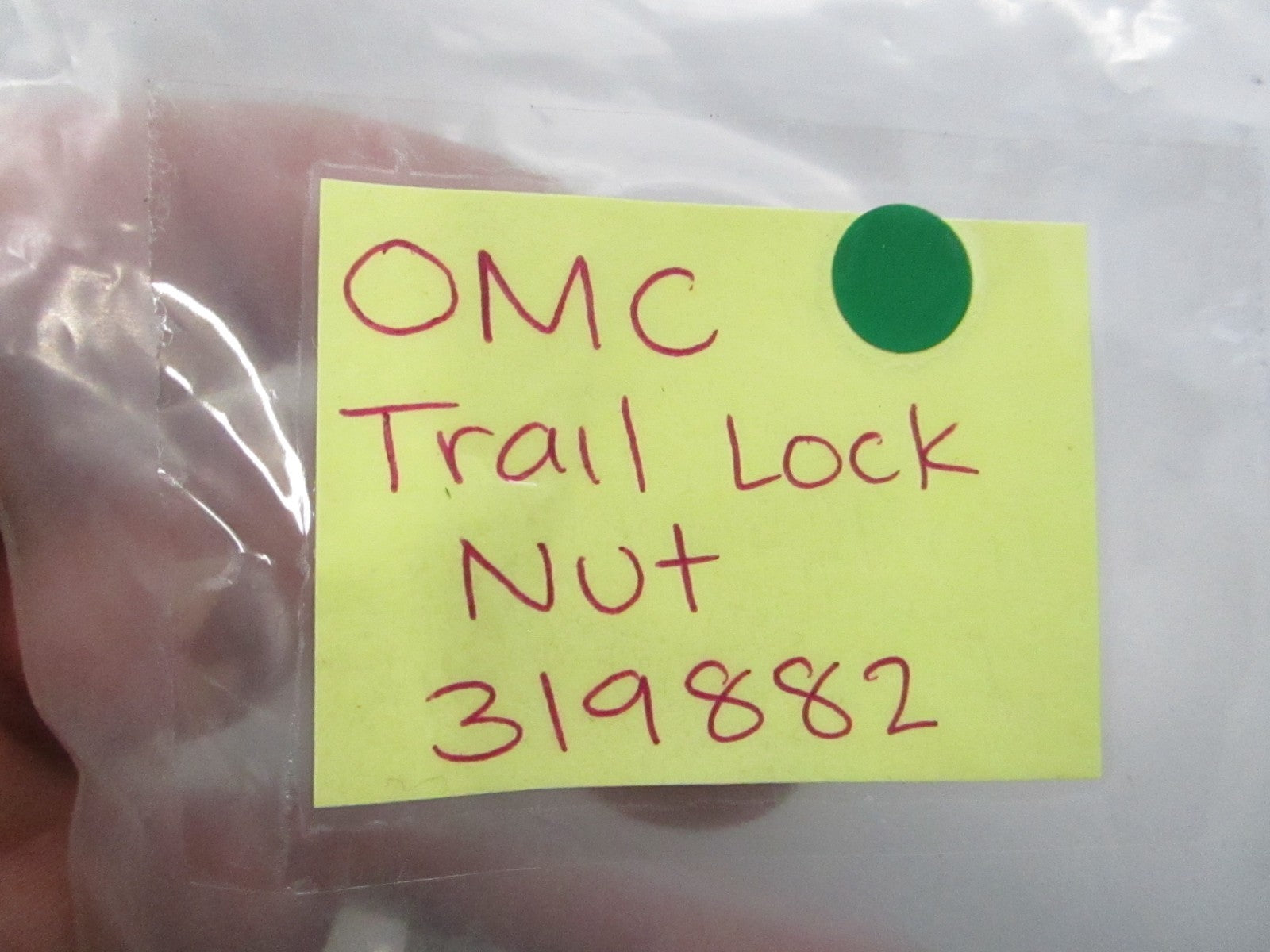 NEW OEM 319882 0319882 OMC Johnson Evinrude Trail Lock Nut 0810