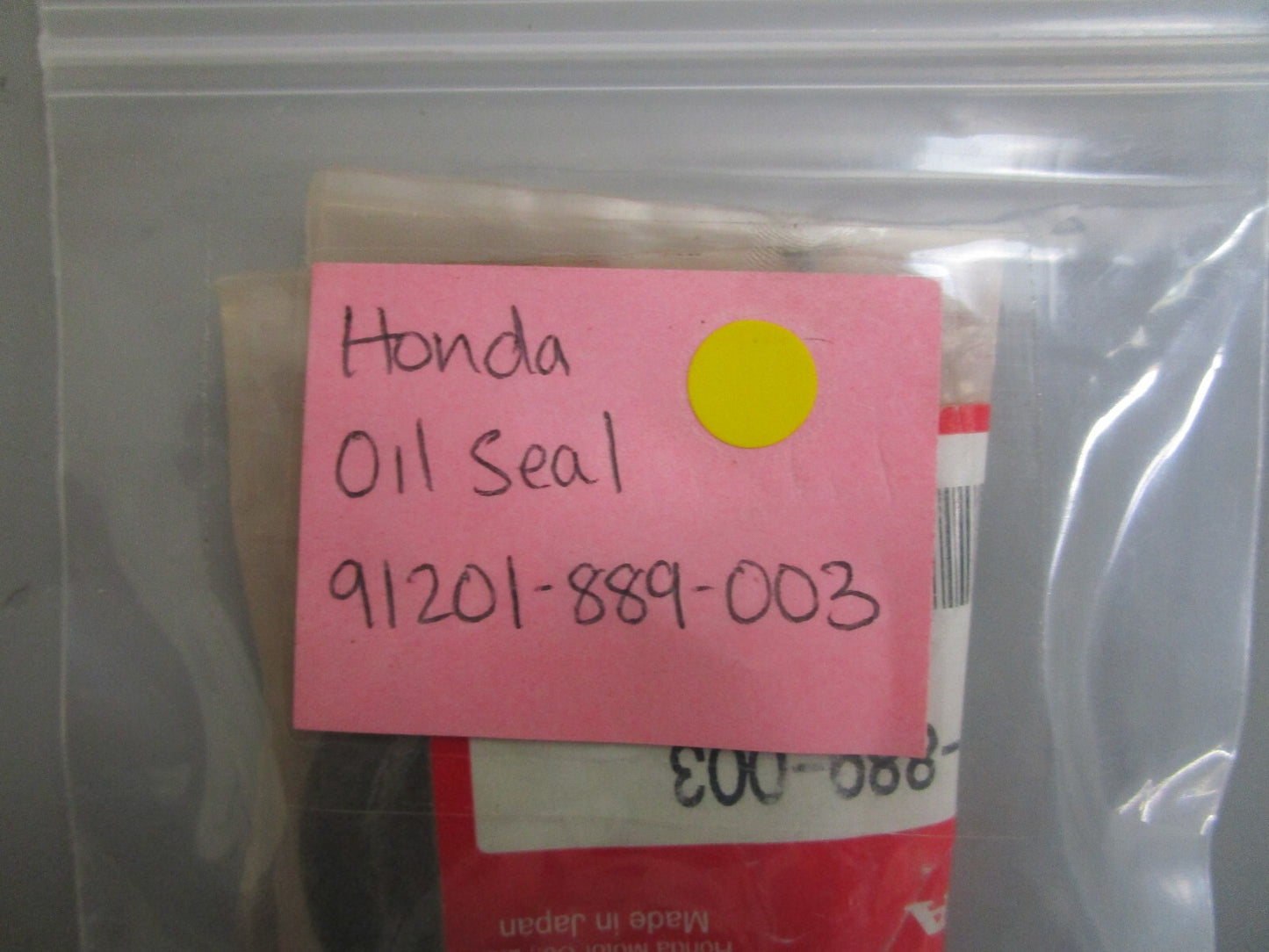 *NEW OEM* 0810 Honda Oil Seal 91201-889-003