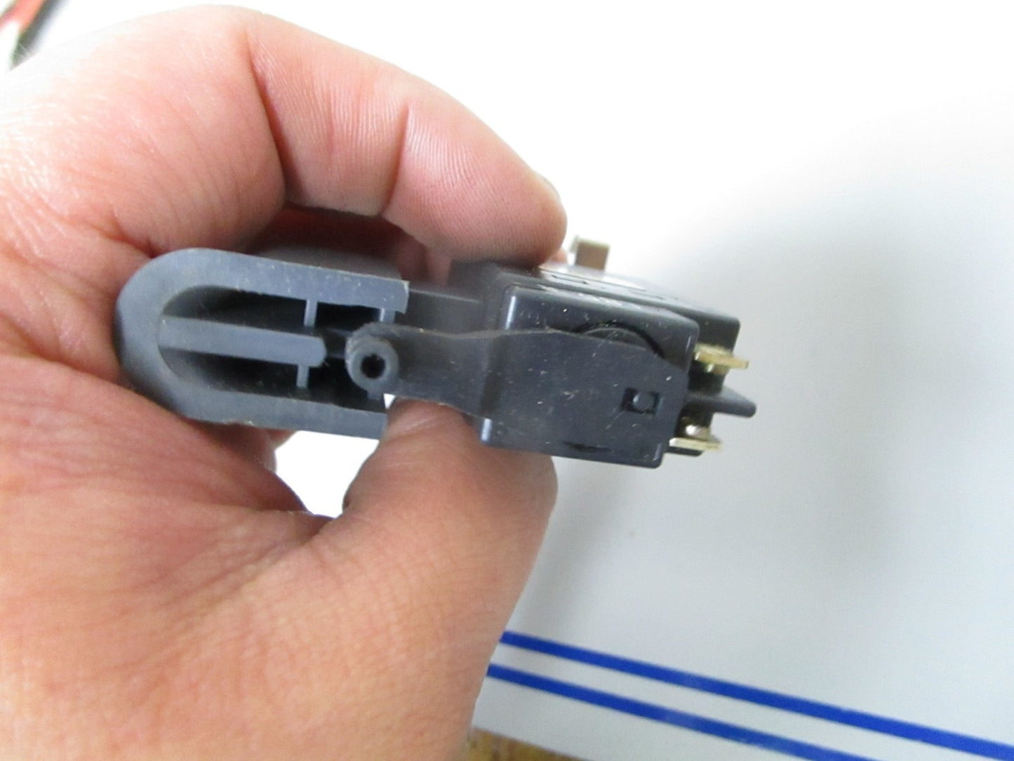 NEW OEM 315-140 Hitachi Switch 0720