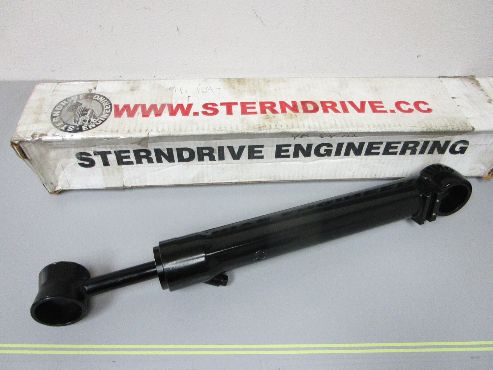 *NEW* 0720 SEI Port Trim Cylinder Assembly 9B-104-02 Replaces: Mercury 98703A3