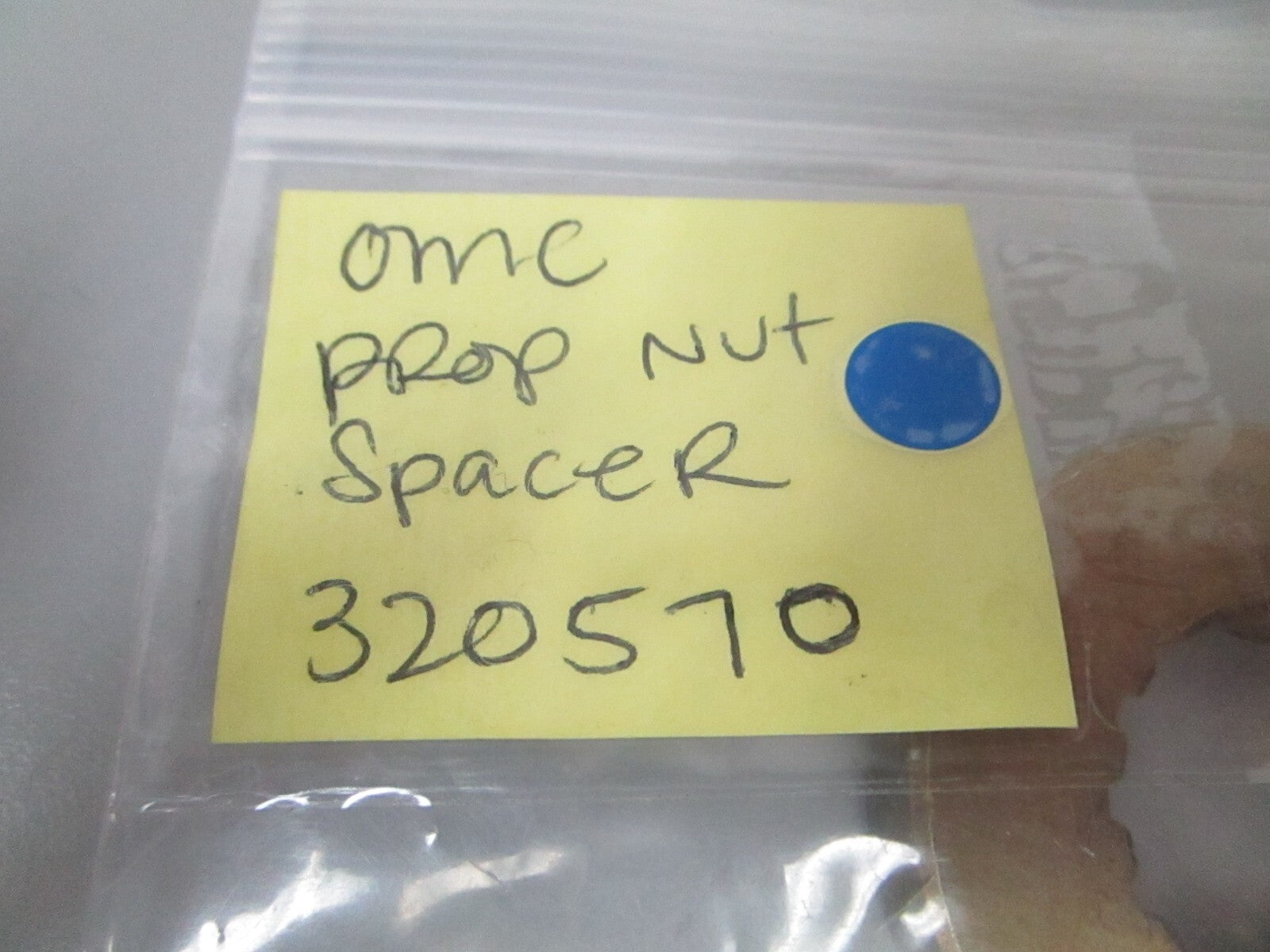 *NEW OEM* 0810 OMC Johnson Evinrude Propeller Nut Spacer 320570 0320570