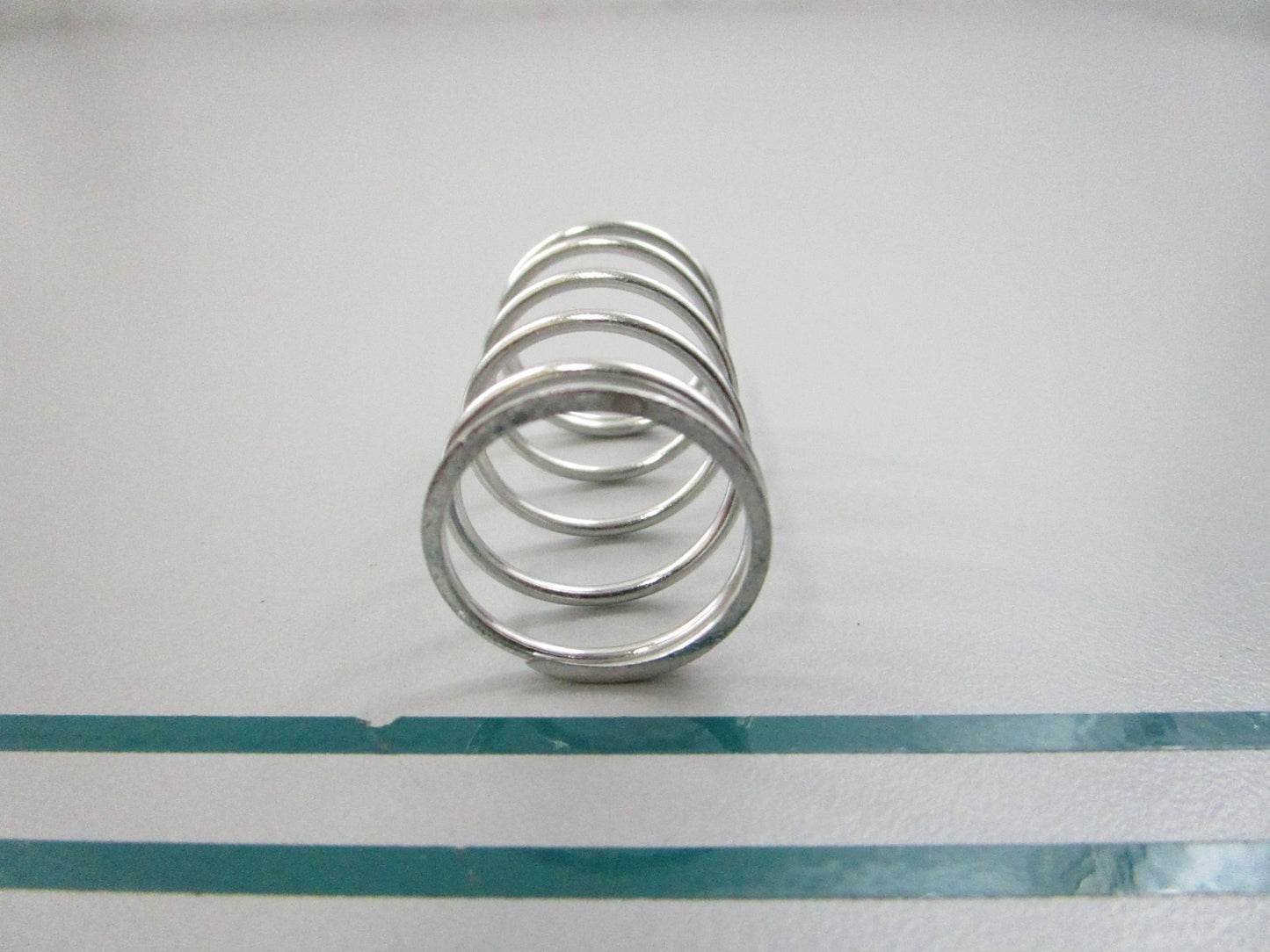 NEW OEM 336826 0336826 OMC Johnson Evinrude Spring 0810
