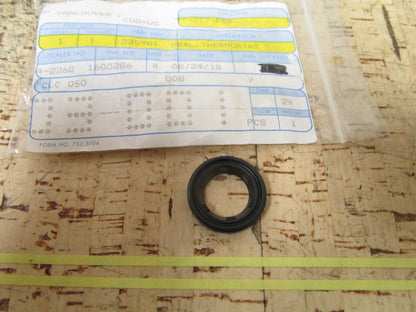 *NEW OEM* 0810 OMC Johnson Evinrude Thermostat Seal 335981 0335981