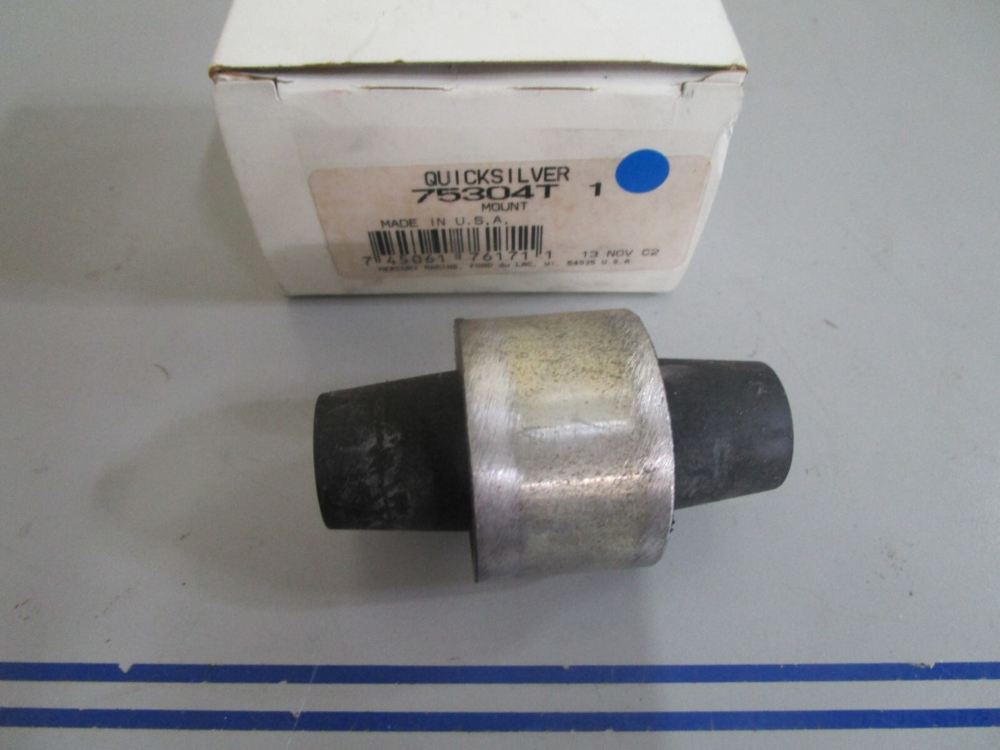 *NEW OEM* 0820 Mercury Quicksilver Mount 75304T1