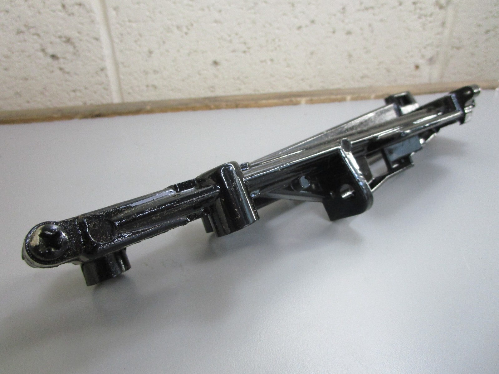 *NEW OEM* 0820 Mercury Quicksilver Bracket Assy 87876A1