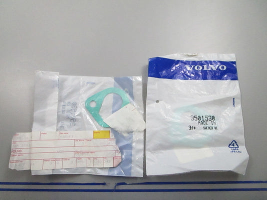 *NEW OEM* (LOT OF 2) 0810 Volvo Penta Gasket 3501530