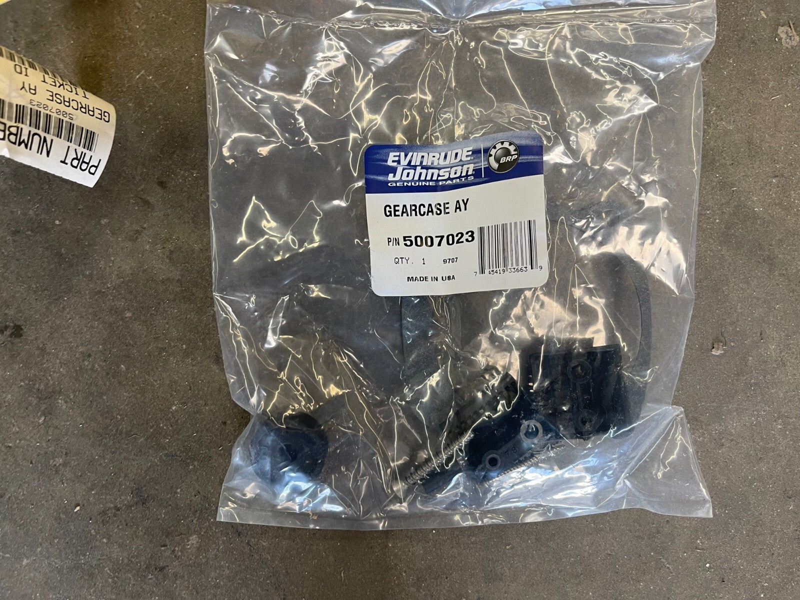 *NEW OEM* Johnson Evinrude 90 115 HP Lower Unit