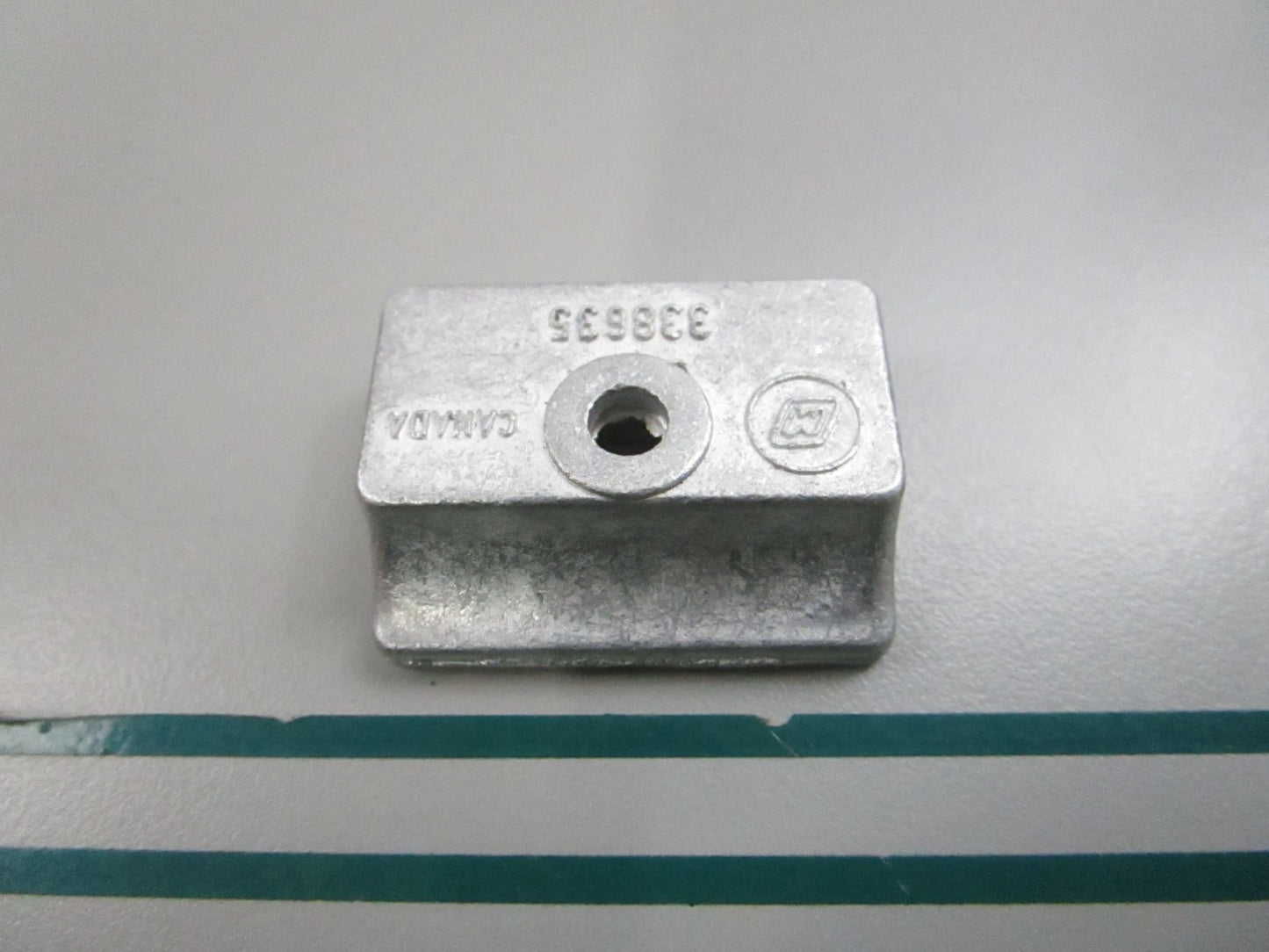 NEW OEM 338635 0338635 OMC Johnson Evinrude Anode 0810