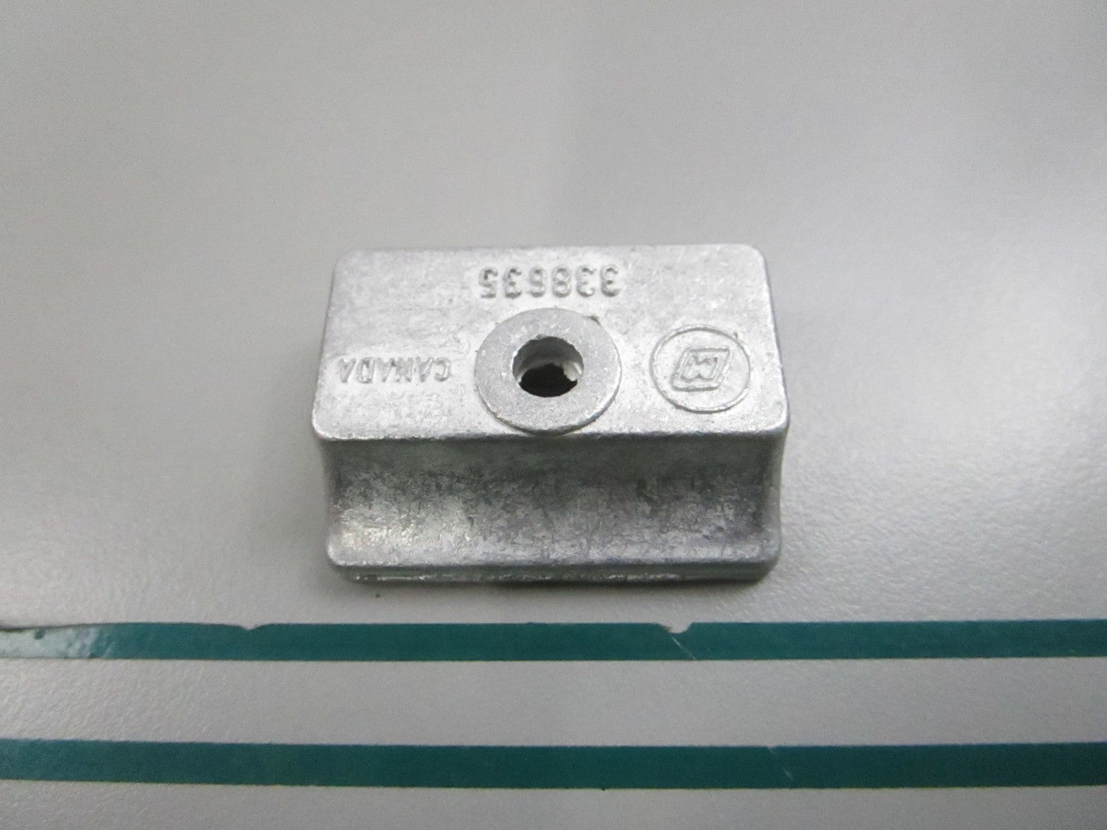 NEW OEM 338635 0338635 OMC Johnson Evinrude Anode 0810