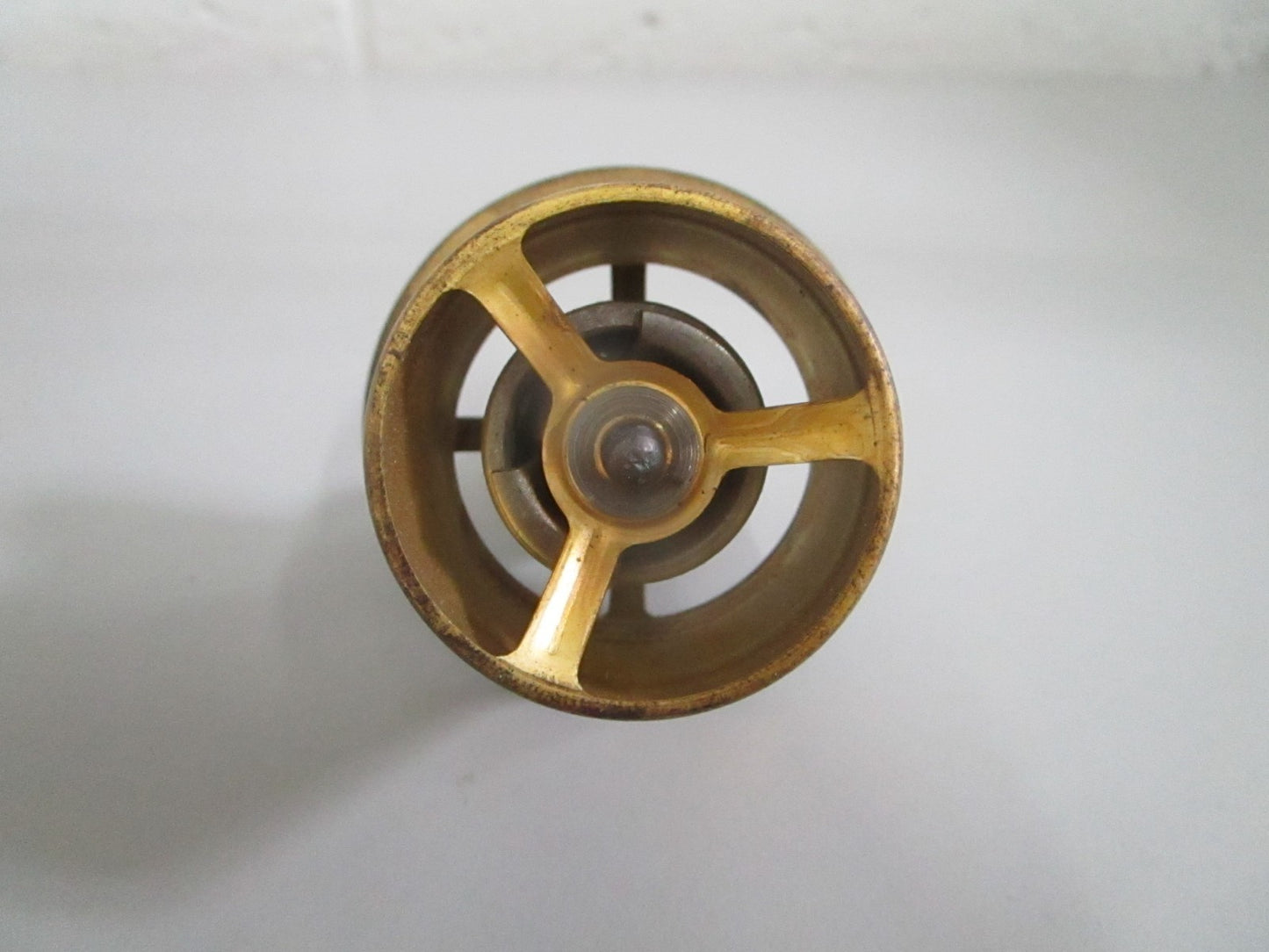 NEW OEM 875792 Volvo Penta Thermostat 0820