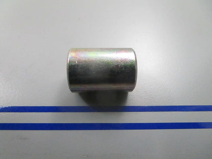 *NEW OEM* 0810 Volvo Penta Spacer Sleeve 872355