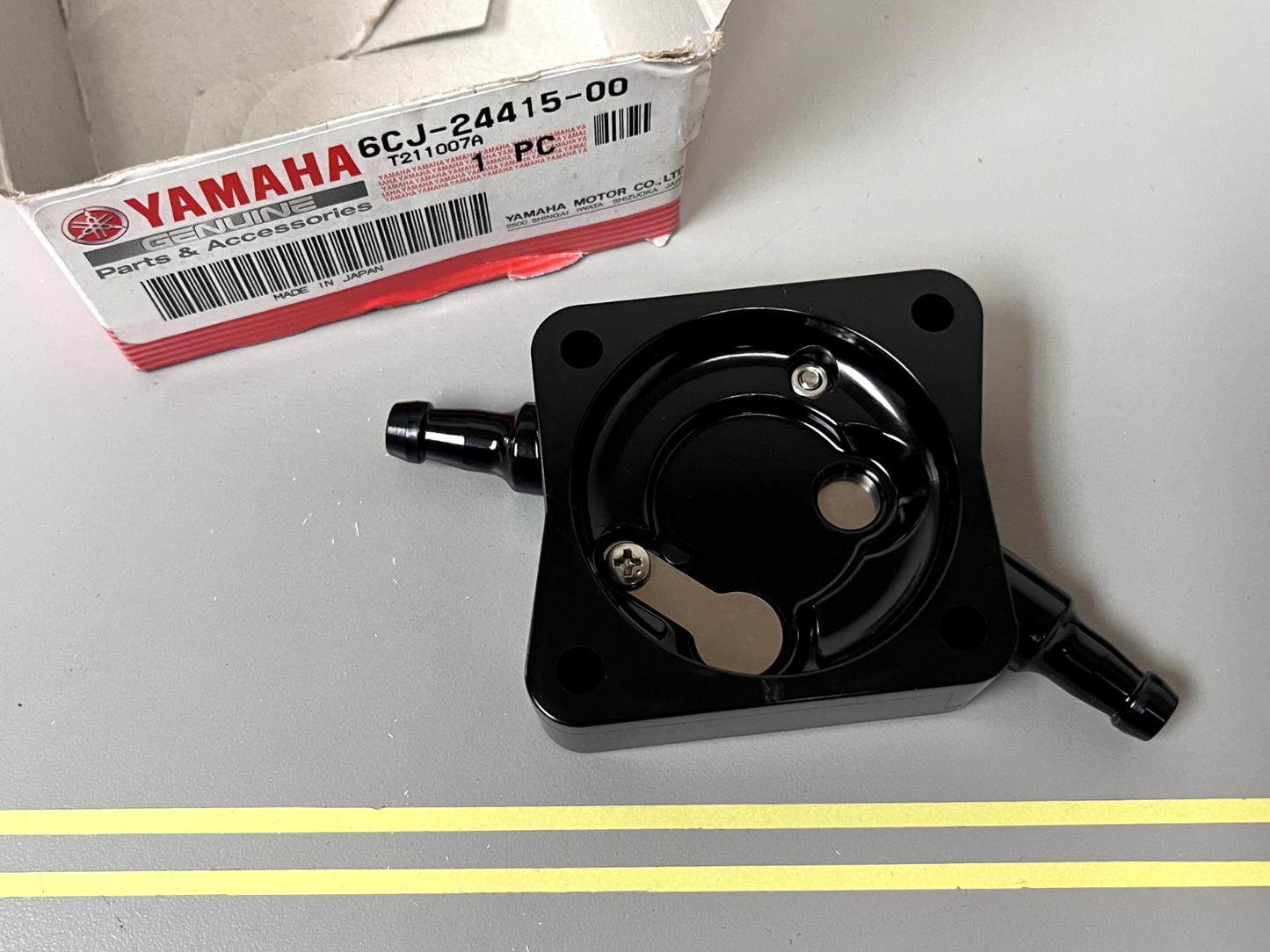 *NEW OEM* 0720 Yamaha Body 6CJ-24415-00-00