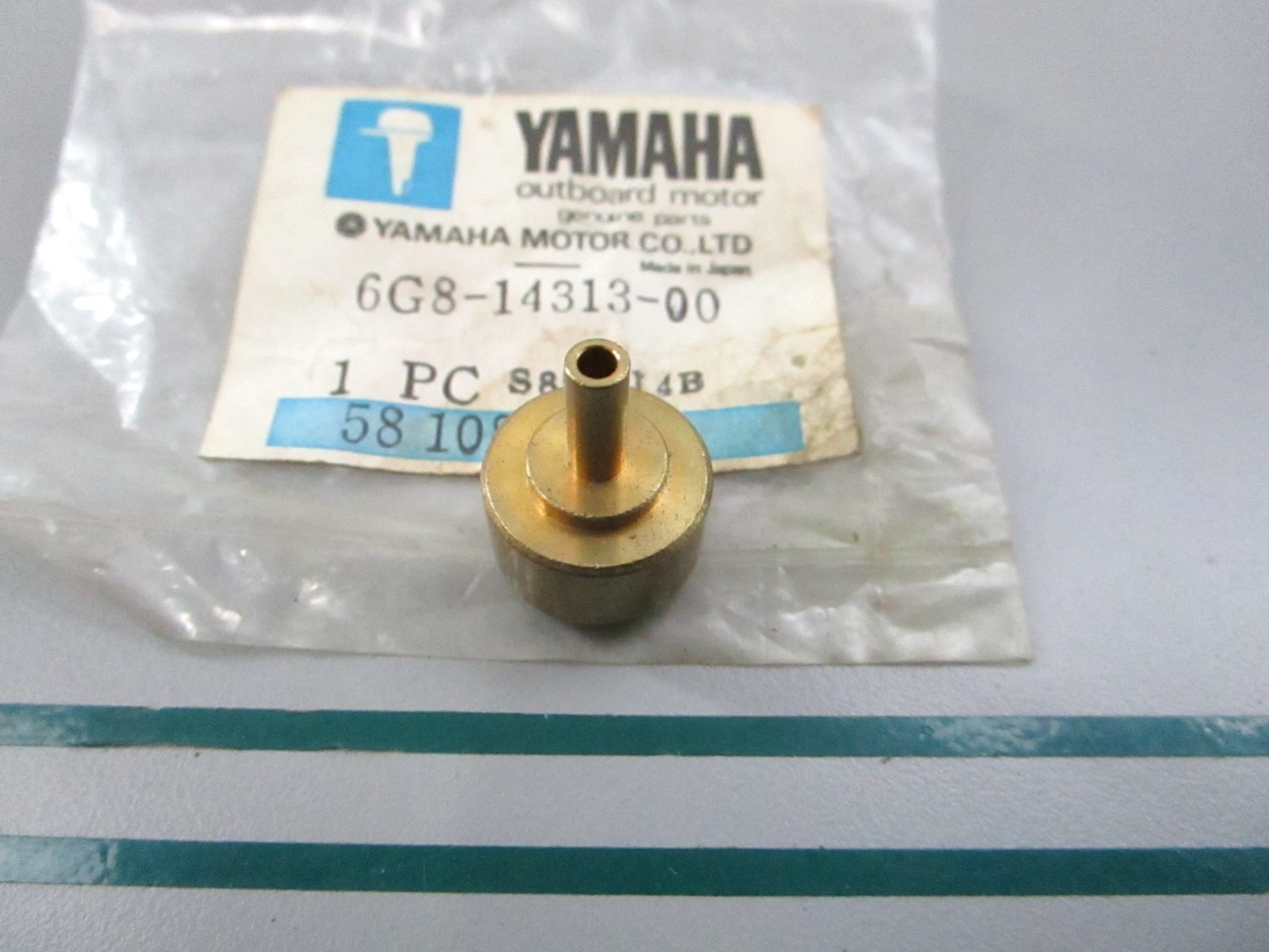 NEW OEM 6G8-14313-00-00 Yamaha Carburetor Air Valve 0810