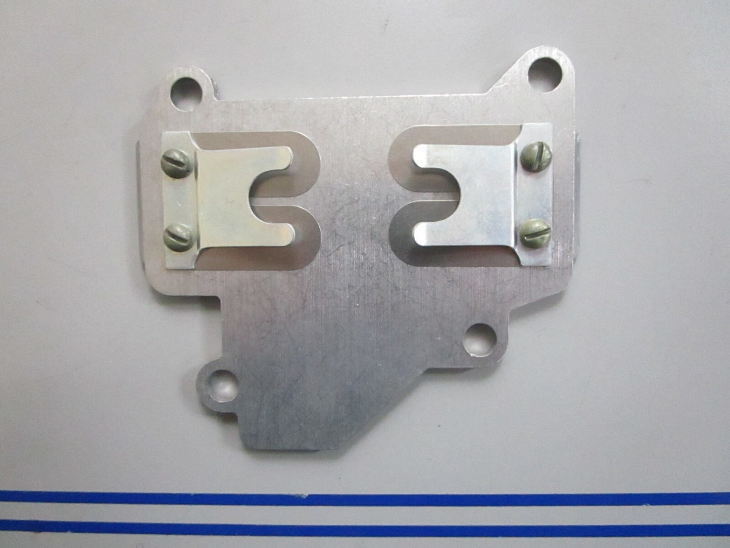 *NEW OEM* 0820 Mercury Force Reed Plate Ay FA318158