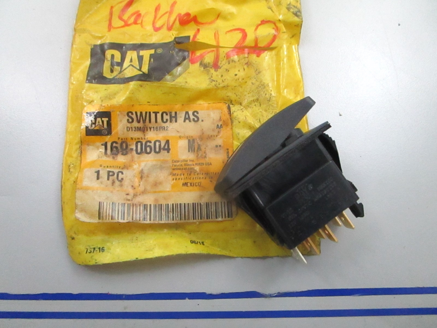 *NEW OEM* 0810 CAT Rocker Switch 169-0604