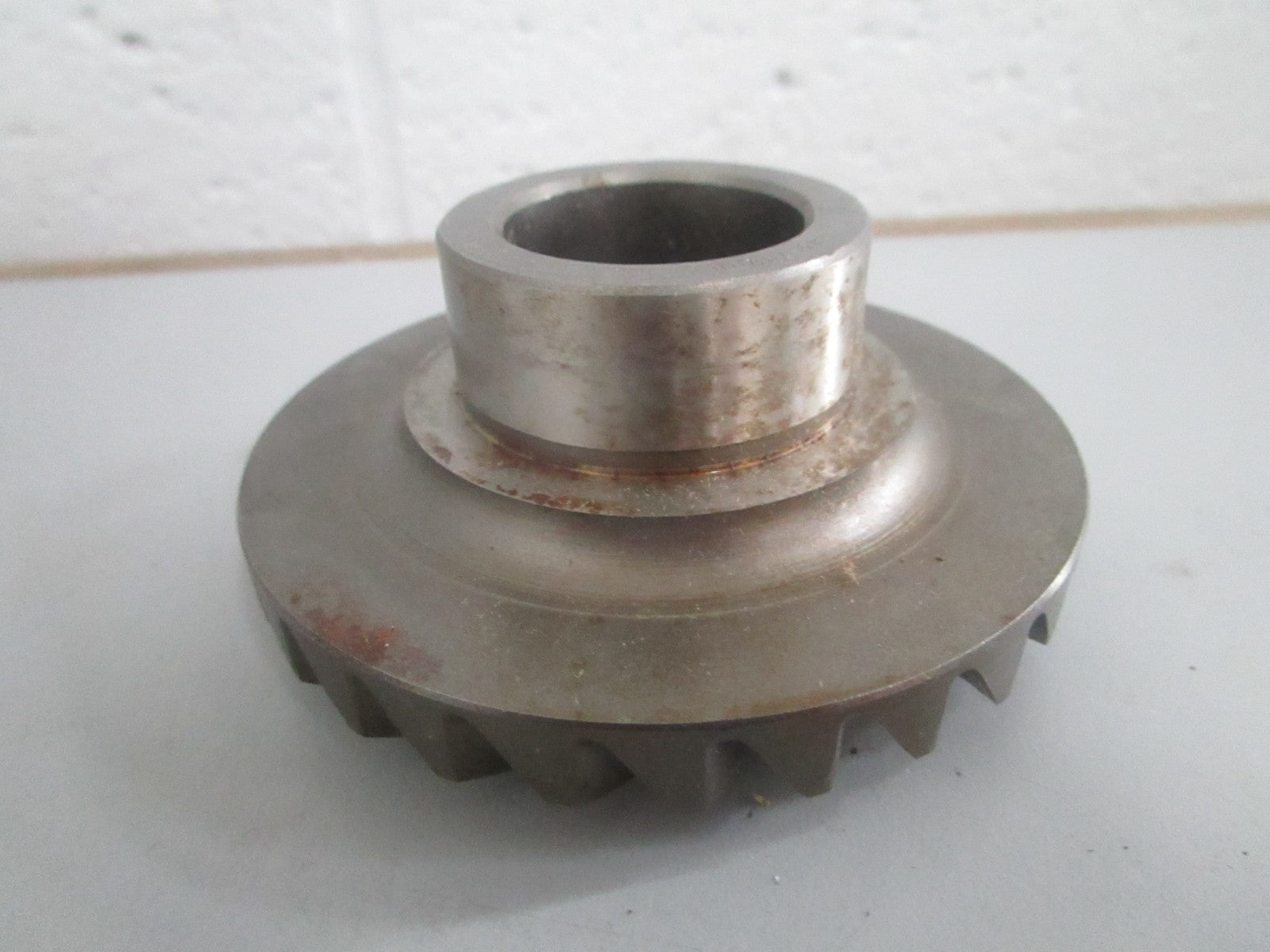 NEW OEM 43-78908 Mercury Quicksilver 28T Gear 0820