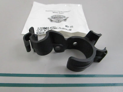 NEW OEM 12200147A Harley Davidson Clip 0810