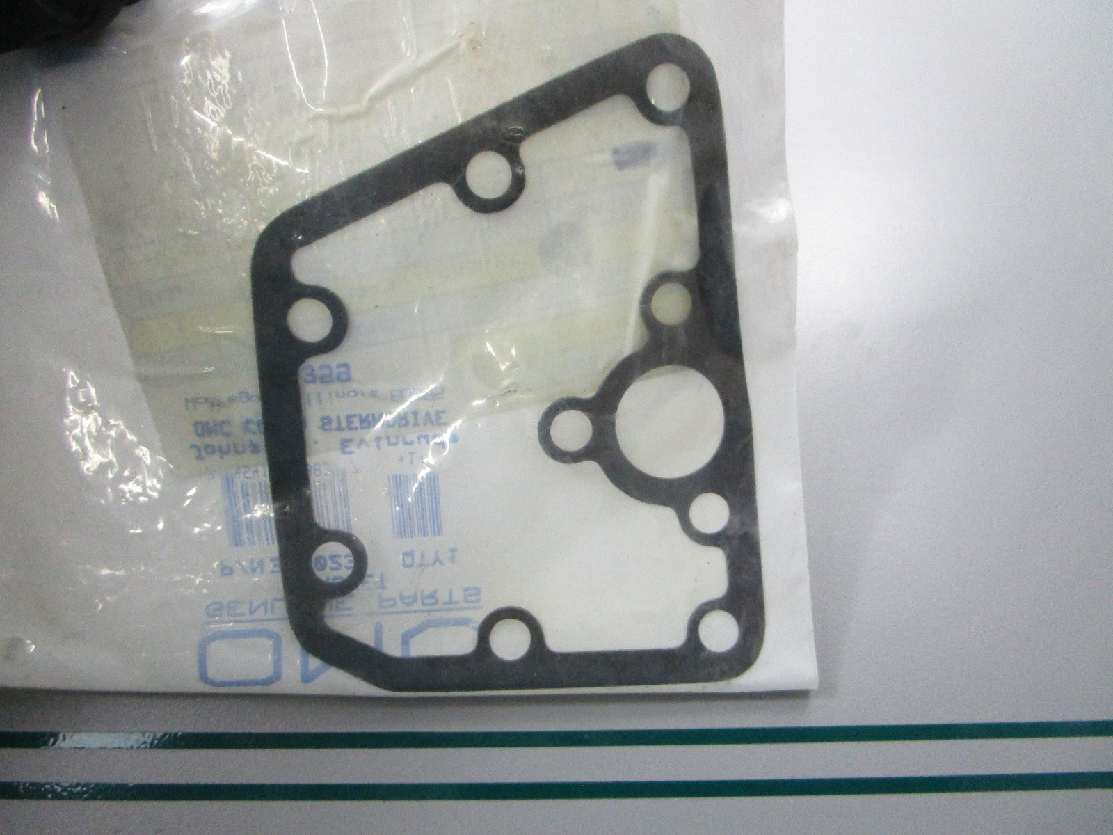 NEW OEM 343023 0343023 OMC Johnson Evinrude Gasket 0810