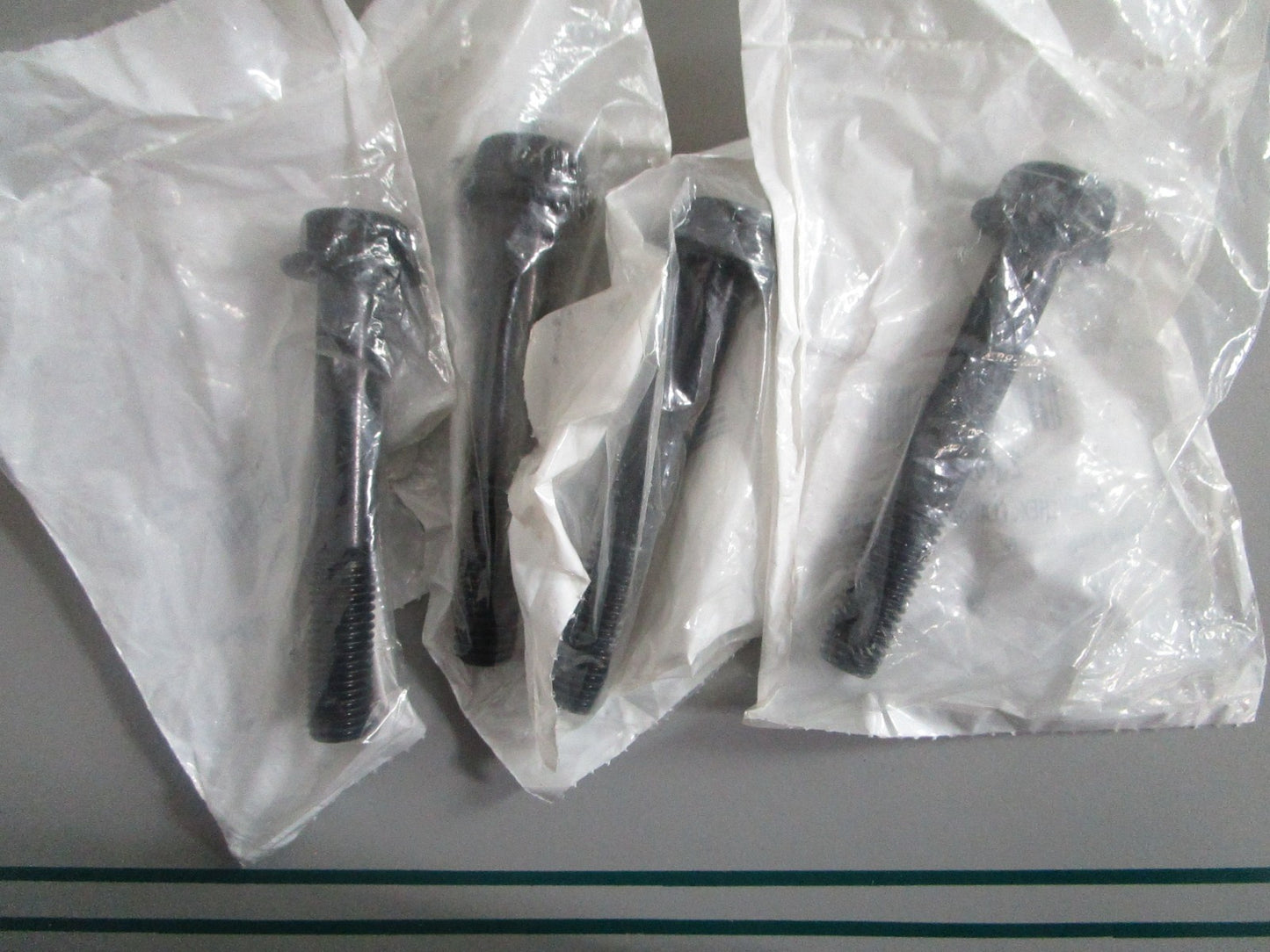 NEW OEM (LOT OF 4) 250000859 Can-Am Flange Screw 0820