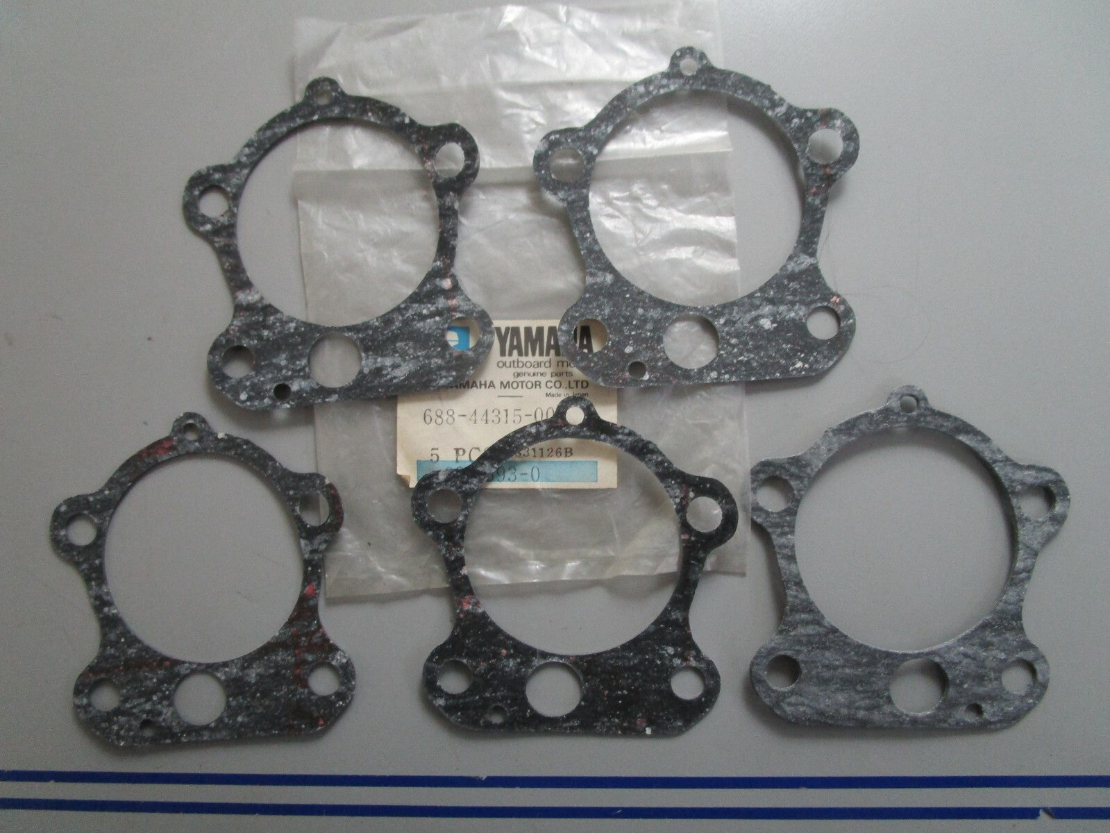 *NEW OEM* (LOT OF 5) 0820 Yamaha Gasket 688-44315-00-00