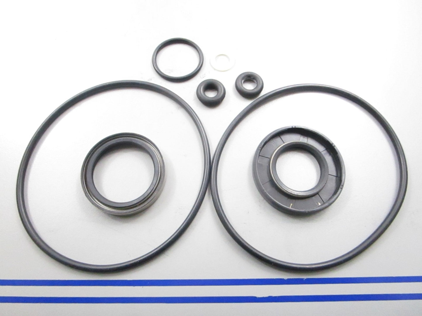 *NEW OEM* 0810 OMC Johnson Evinrude Inlet Seal Kit 437522 0437522