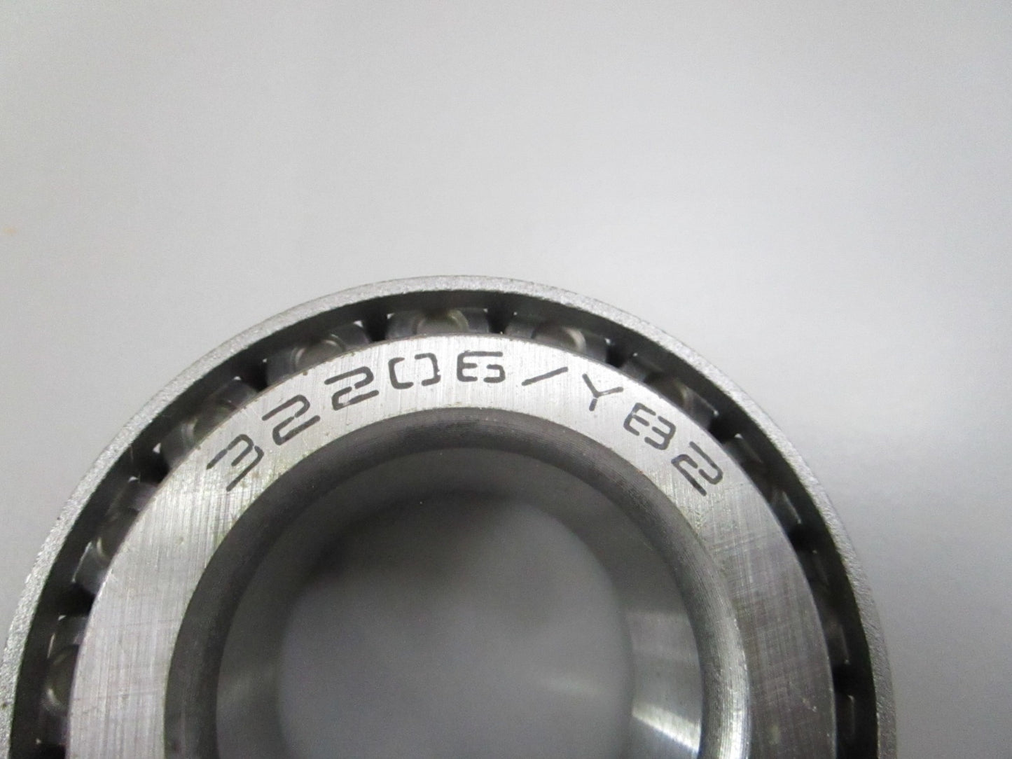 NEW OEM 40211-FJ100 UniCarriers Tapered Roller Bearing 0810