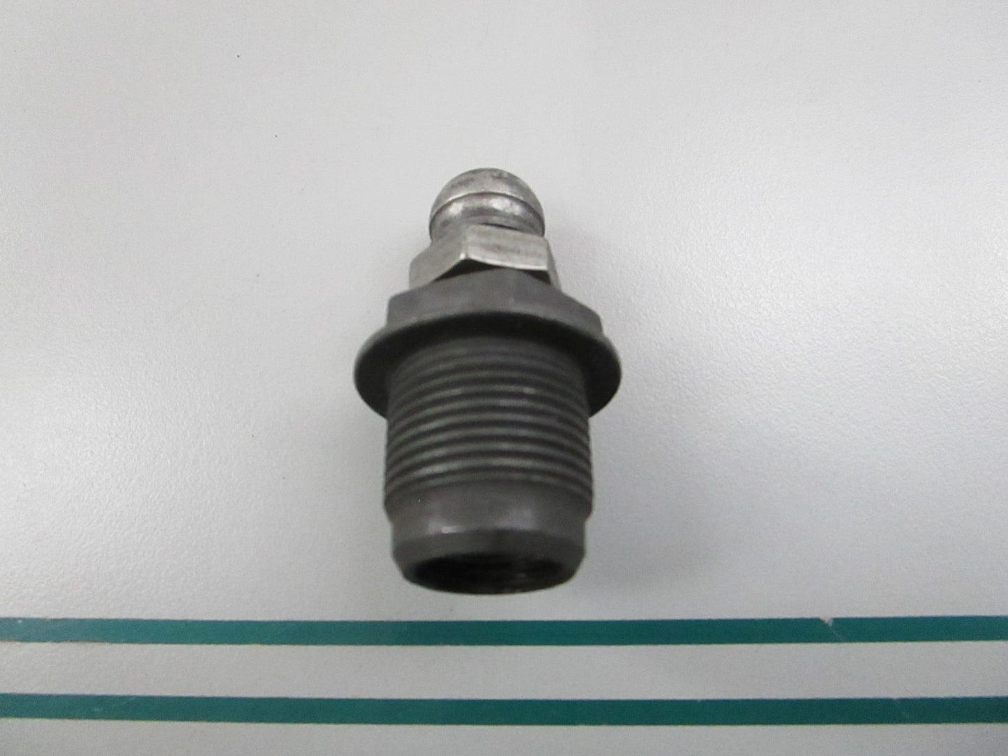 NEW OEM 1160501120 Mercedes-Benz Ball Stud Assembly 0810