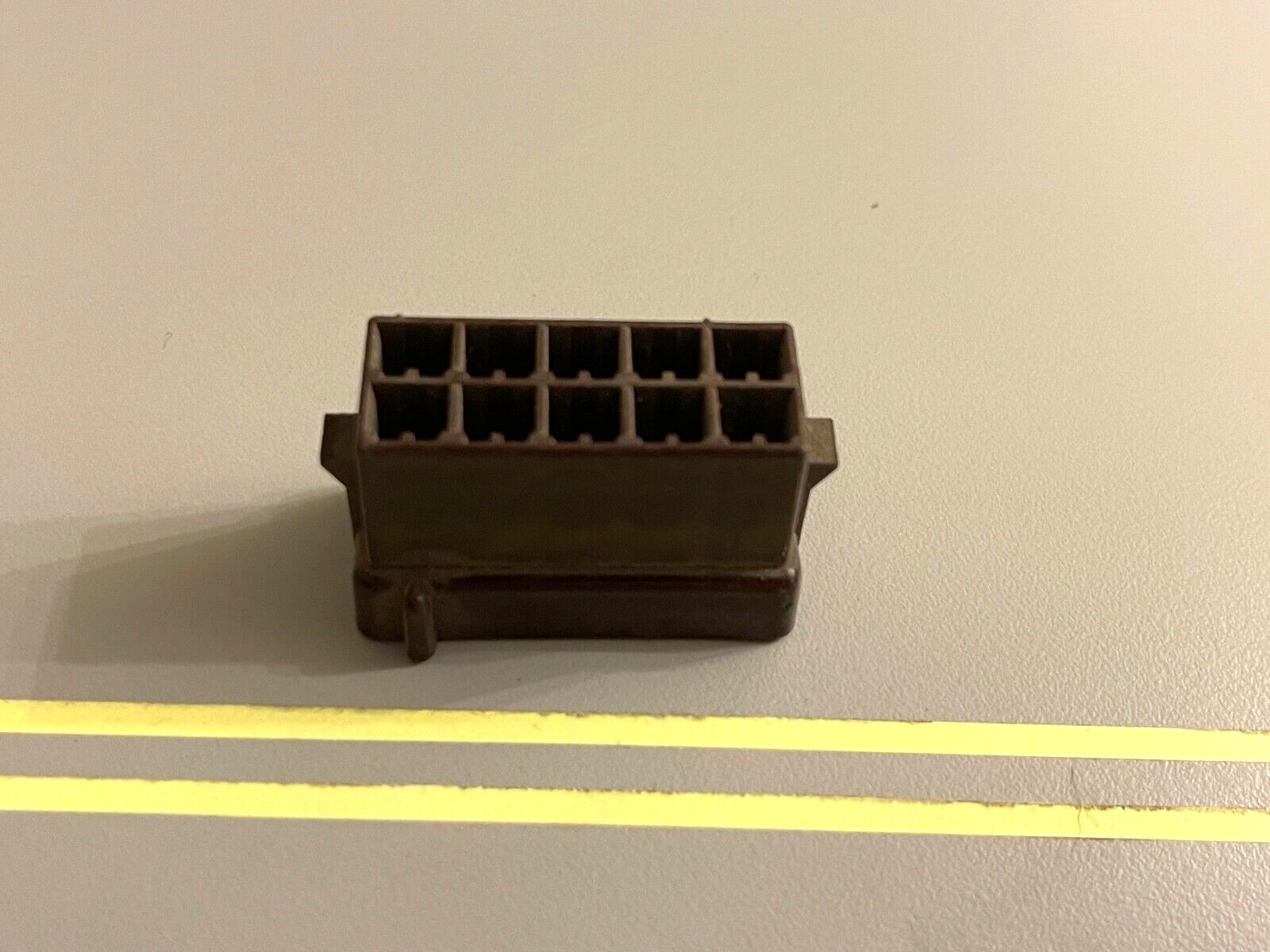 *NEW OEM* 0750 OMC Johnson Evinrude HOUSING CONNECTOR 311472 0311472