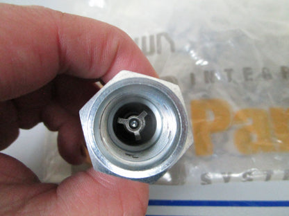 NEW OEM 064333-003 Crown Fitting 0720