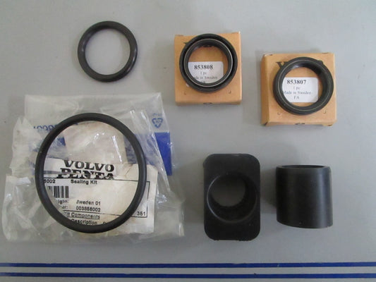 *NEW OEM* 0820 Volvo Penta Sealing Kit 3856002
