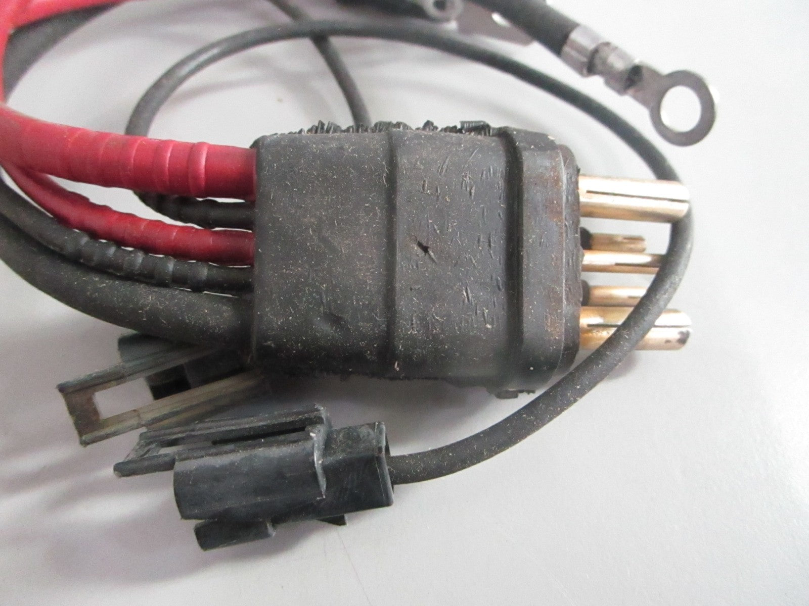 NEW OEM 379599 0379599 OMC Johnson Evinrude Cable 0820