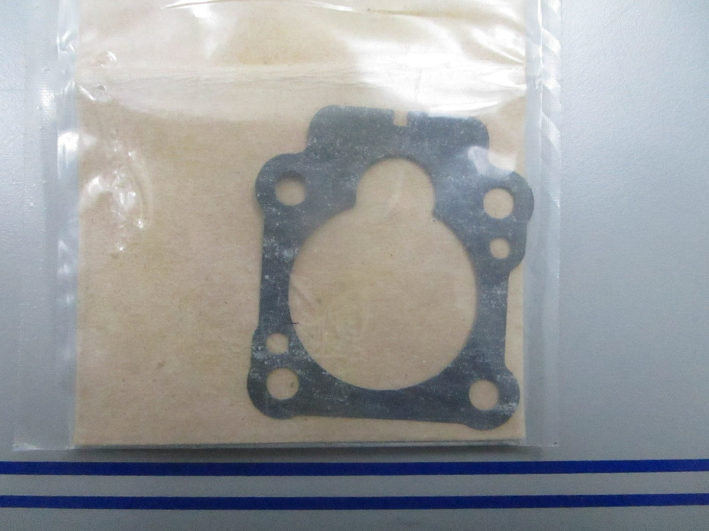 *NEW OEM* 0810 Mercury Quicksilver Gasket 27-8M0072137