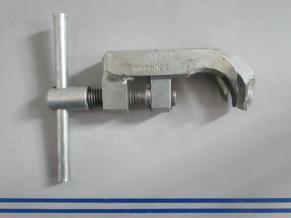 NEW OEM 9995022 Volvo Penta Press Tool 0820