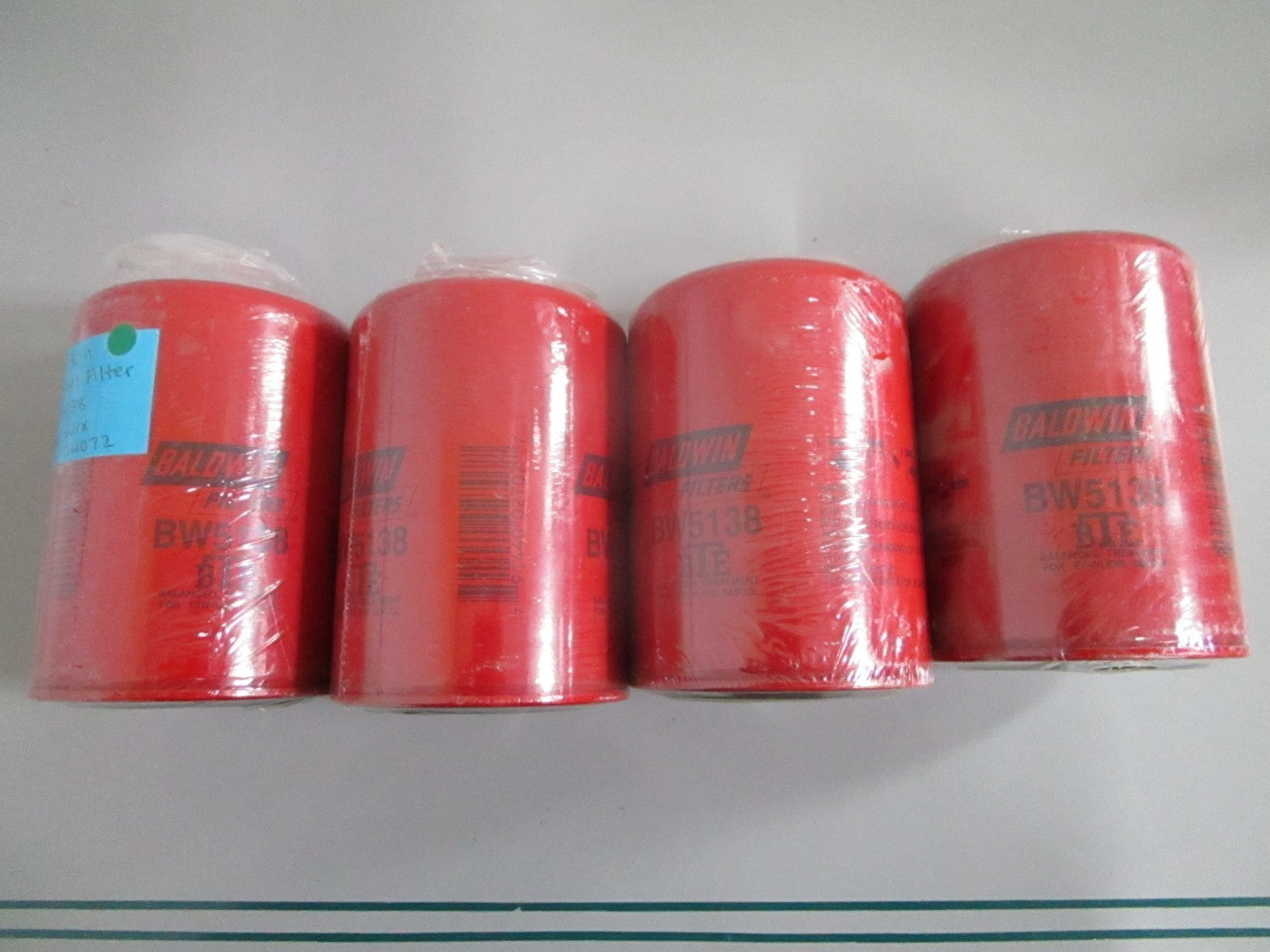 NEW (LOT OF 4) BW5138 Baldwin Coolant Filter Rep: 24072 Wix 0820
