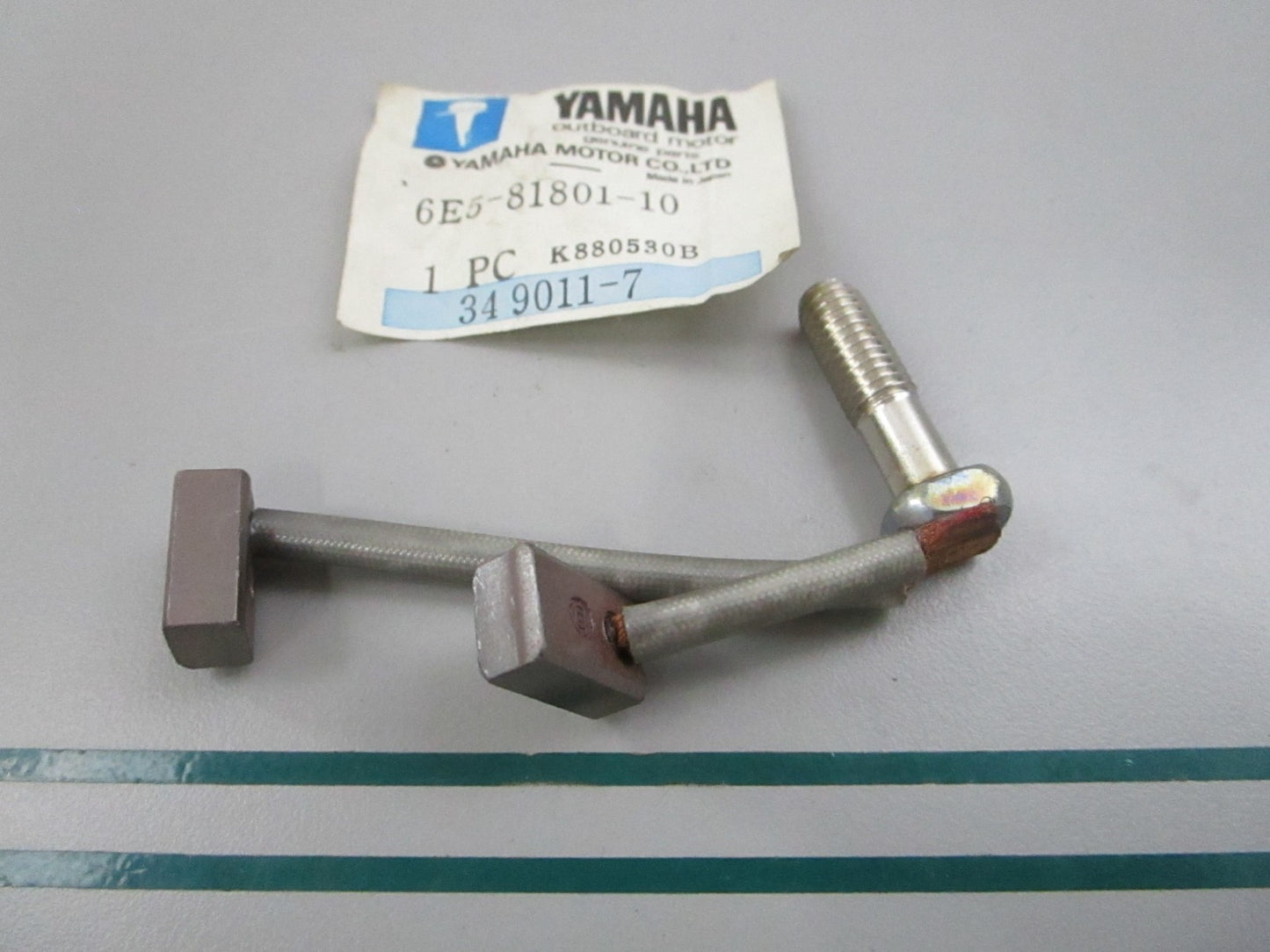 NEW OEM 6E5-81801-10-00 Yamaha Brush Set 0810